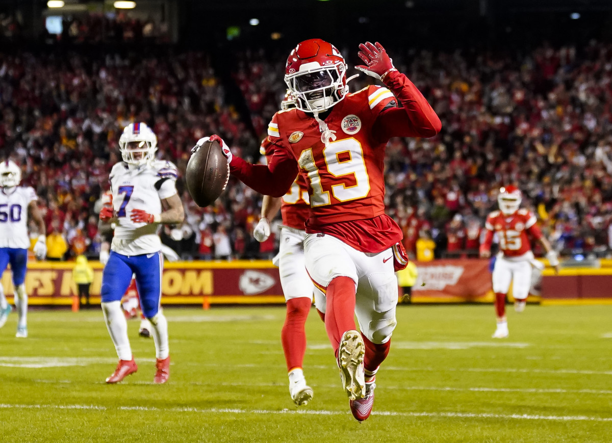 The Kansas City Chiefs must bring back its traditional touchdown song