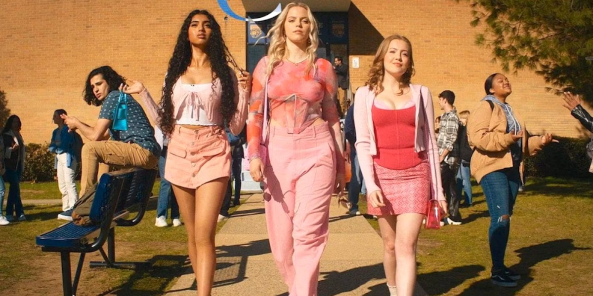 Mean Girls Featurette Looks Back at Iconic 2004 Original Men's