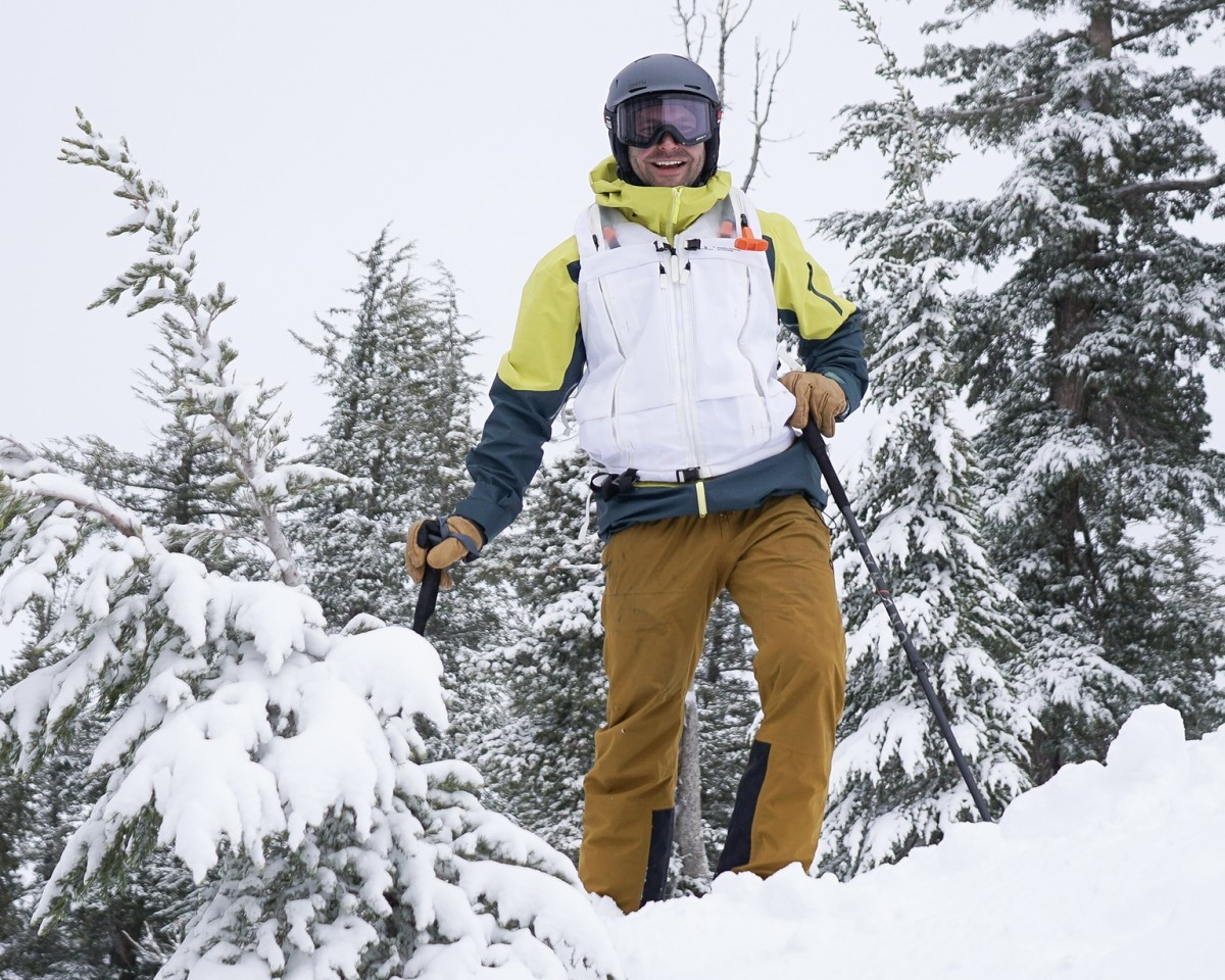 Db Introduces A New Avalanche Life Safety Feature With The Snow Pro ...