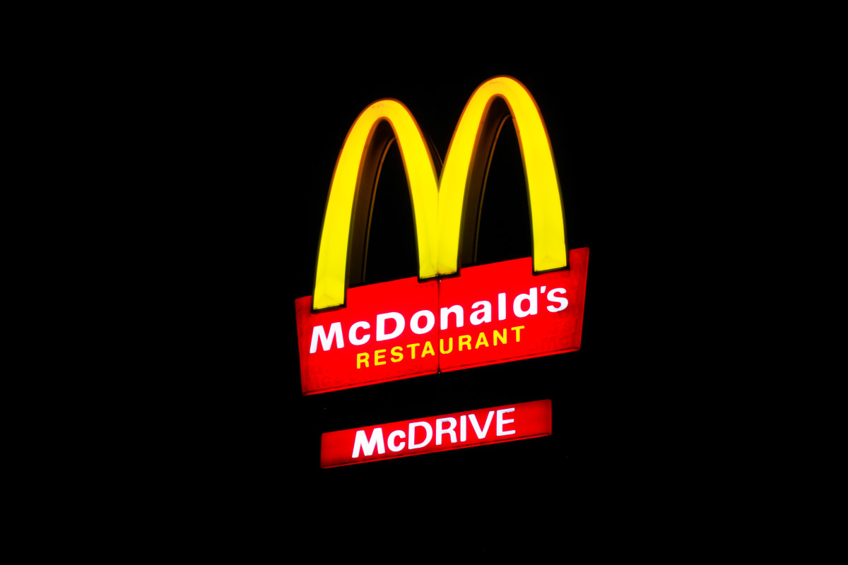 World’s Largest McDonald’s Boasts ‘Bistro Gourmet’ Menu Featuring ...