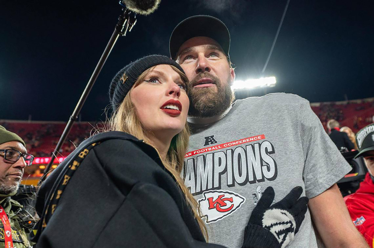 NFL Reporter's Husband Thanks Taylor Swift, Travis Kelce