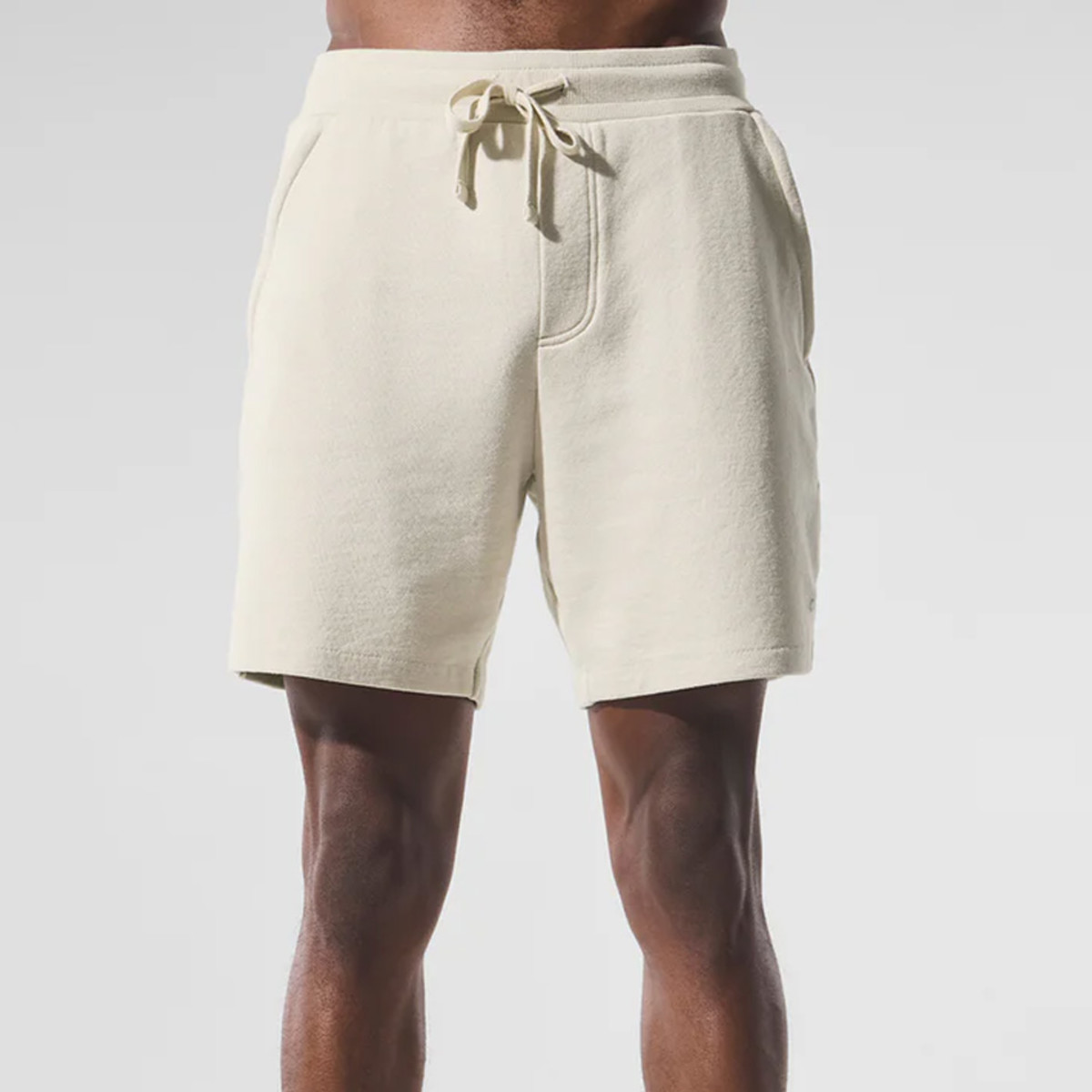 【ALO YOGA】チルショーツ 関送込み Cinch It Up Short - Black | Alo Yoga
