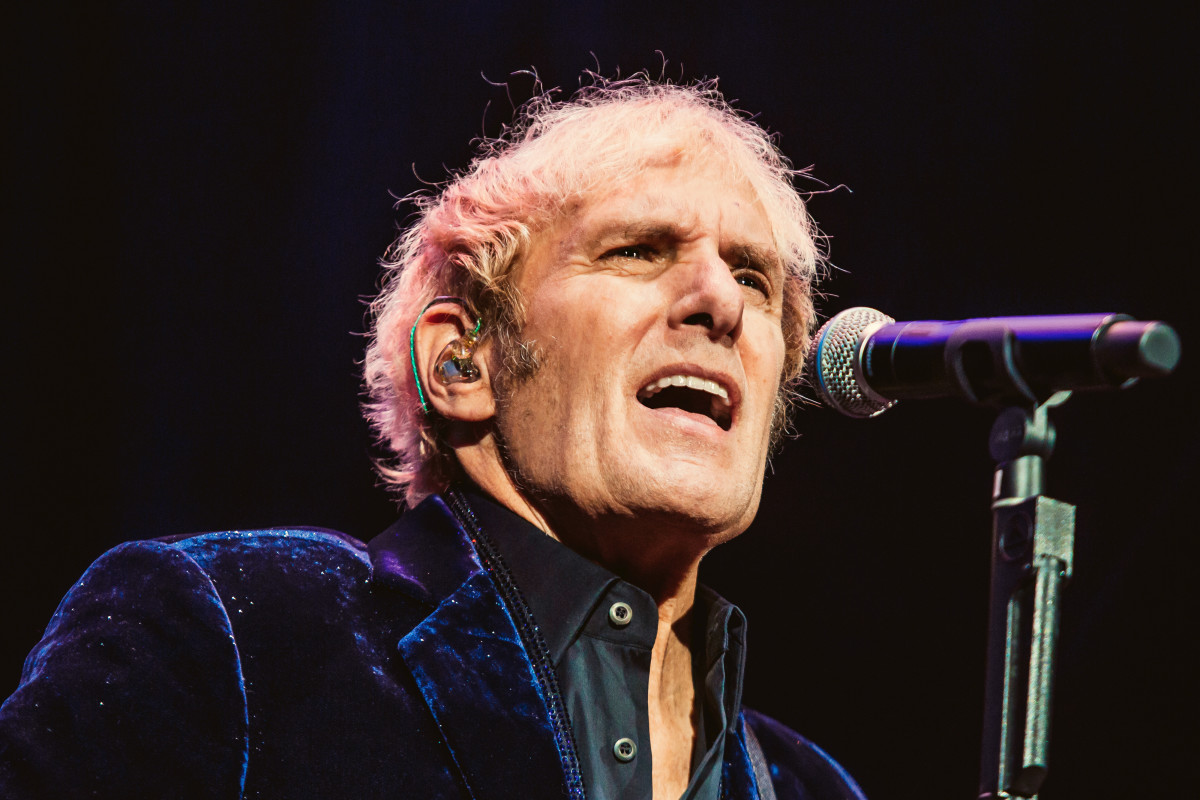 Michael Bolton Breaks Silence on Aggressive Brain Cancer(00)
