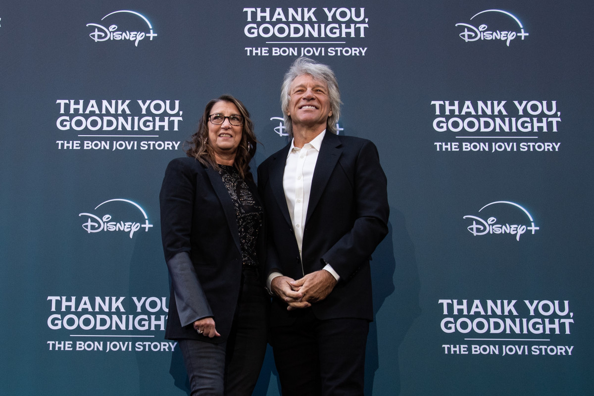 One Year After 'Not a Saint' Remark, Jon Bon Jovi Praises Wife on 36th  Anniversary