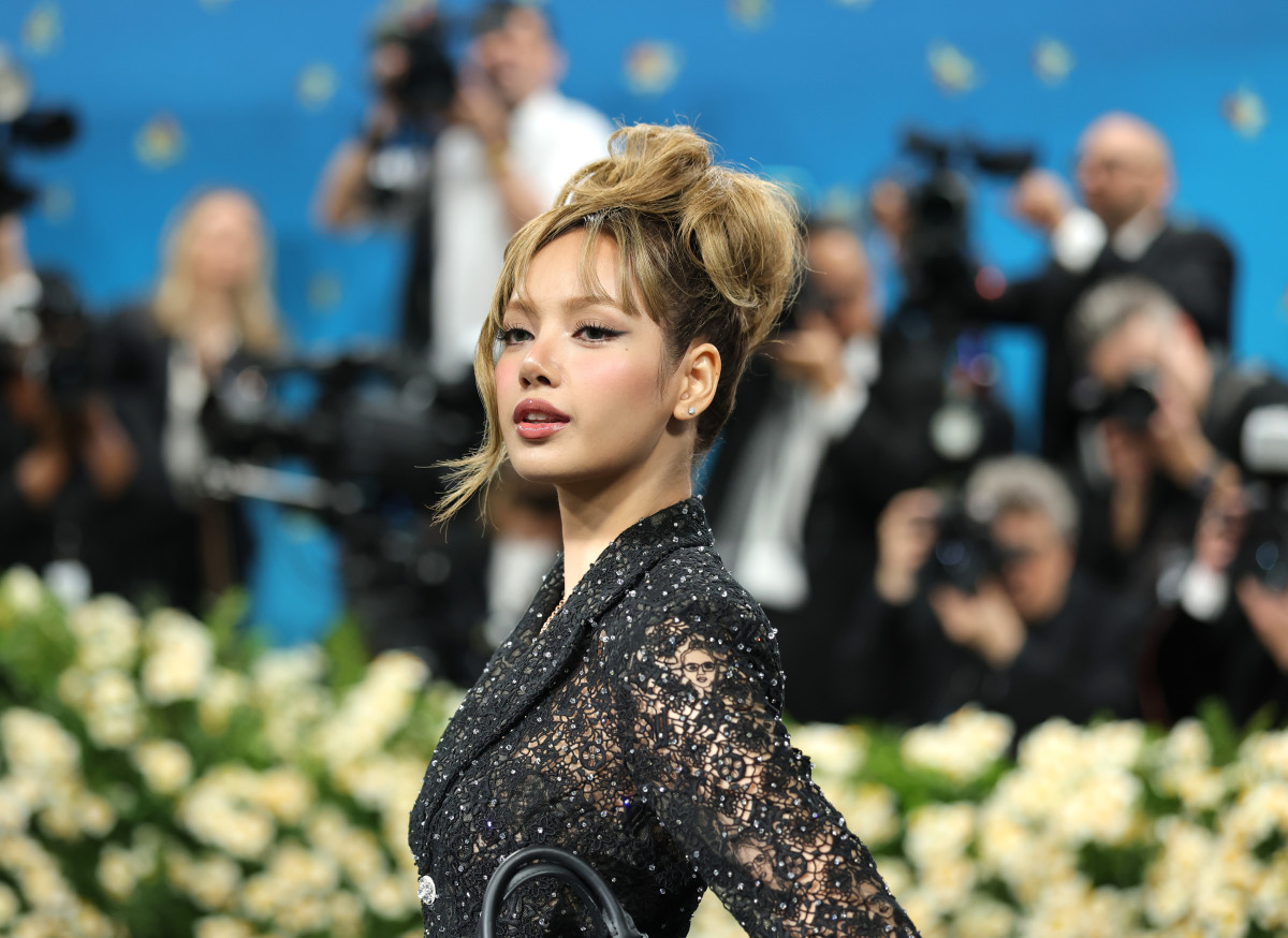 Lisa's Met Gala Look Sparks Controversy: Did She Wear Rosa Parks' Face?