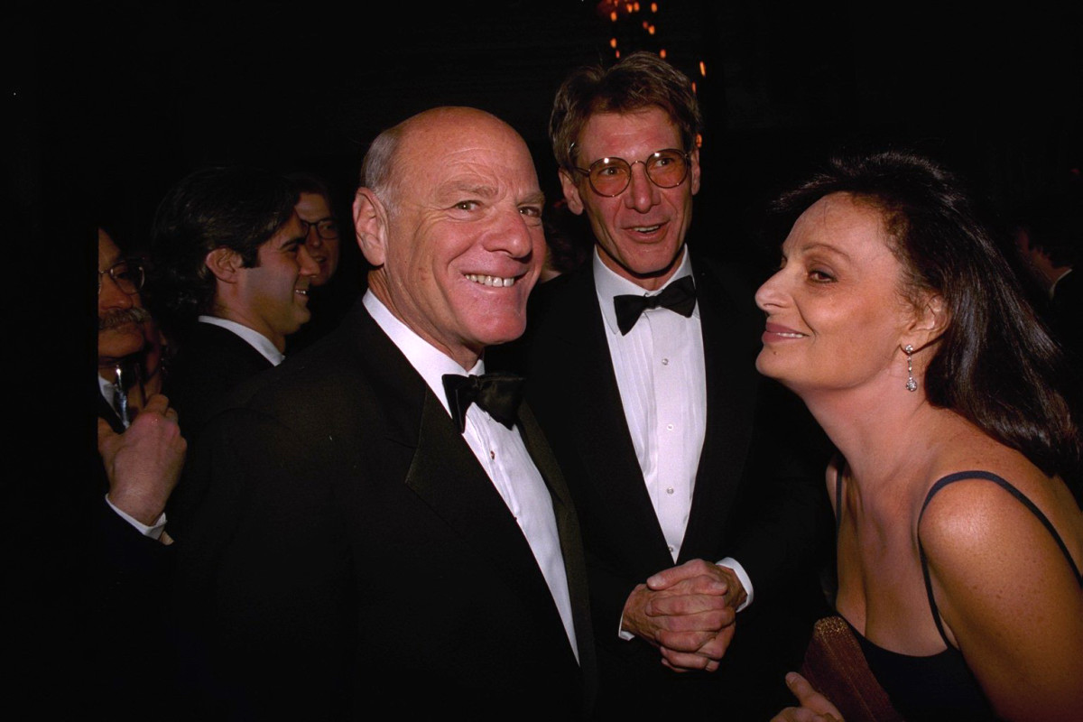 Longtime U.S. Billionaire Publicly Comes Out as Gay