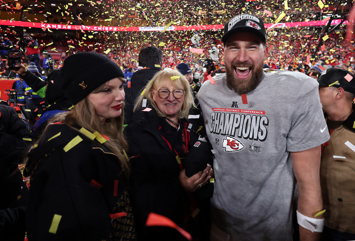 Donna Kelce's Subtle Gesture After Travis Kelce, Taylor Swift Outing