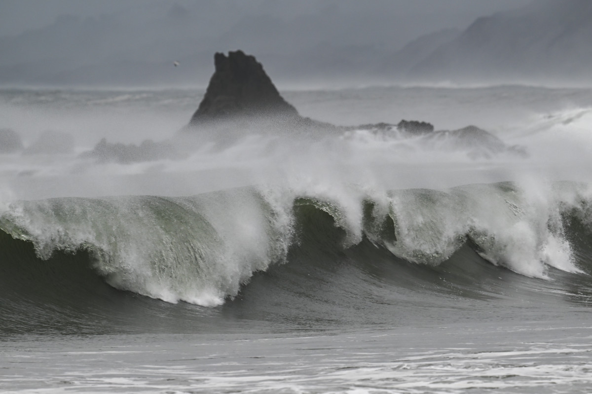 39 Life Threatening 39 Surfing Conditions - Coastal Flood Warning Issued In California 