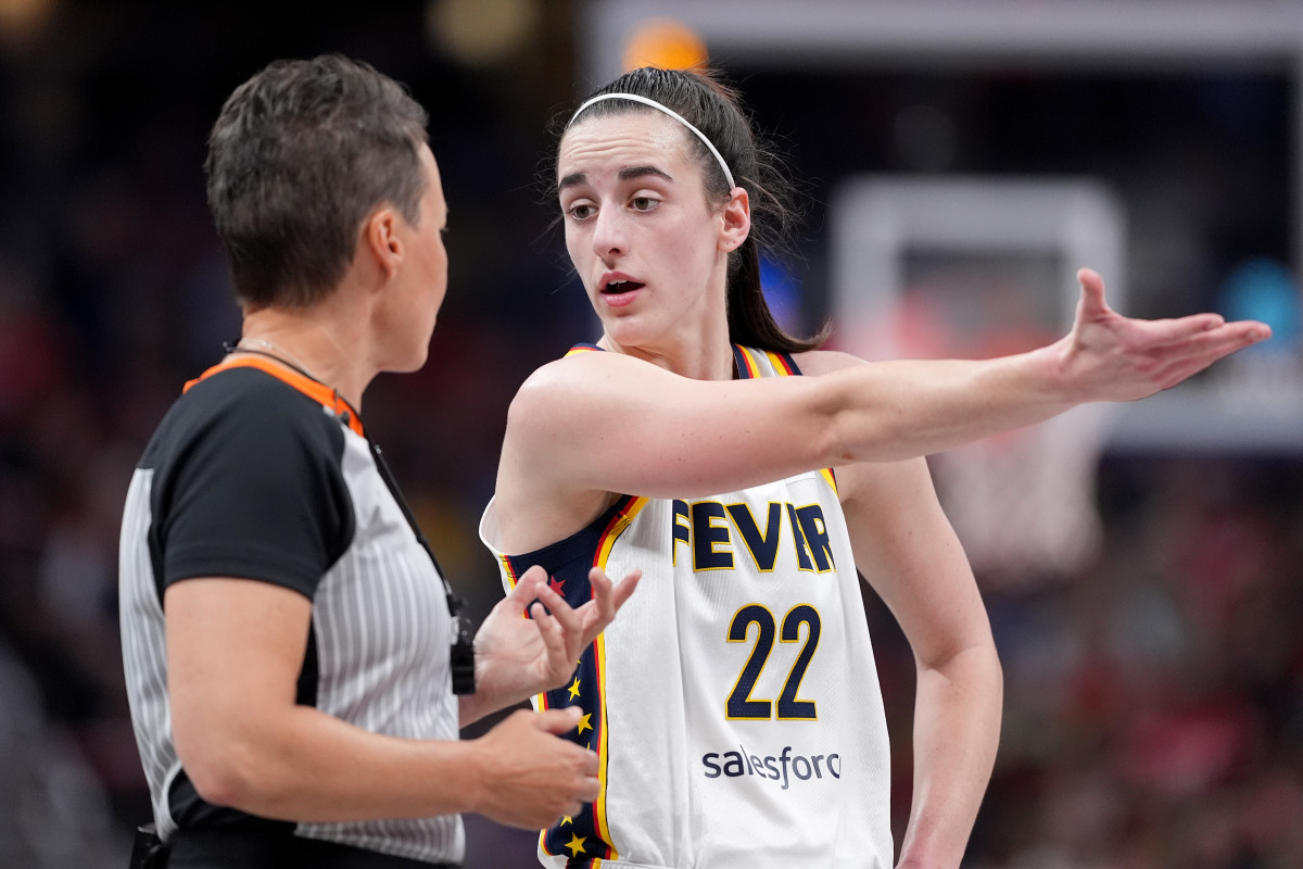 Caitlin Clark's Coach Does Not Hold Back on Referees