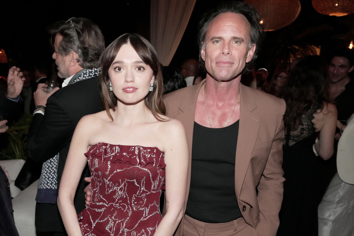 Why Walton Goggins Unfollowed ‘White Lotus’ CoStar Aimee Lou Wood