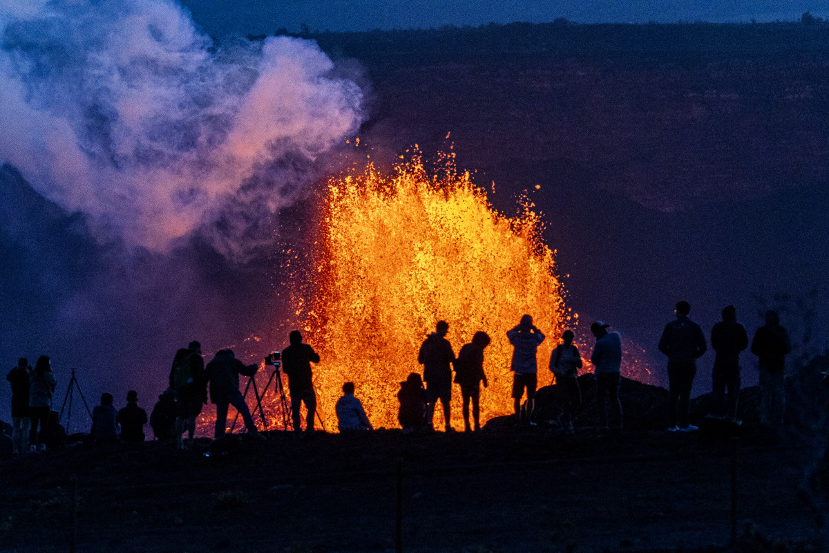Man Miraculously Survives Cliff Fall Trying to Photograph Volcano