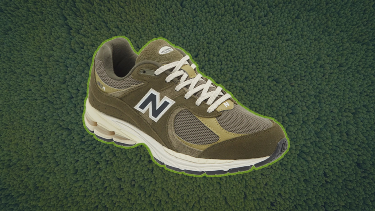 スニーカー New Balance Army Green Suede And Mesh 2002R Sneakers Green New Balance 2002R - JD Sports Global