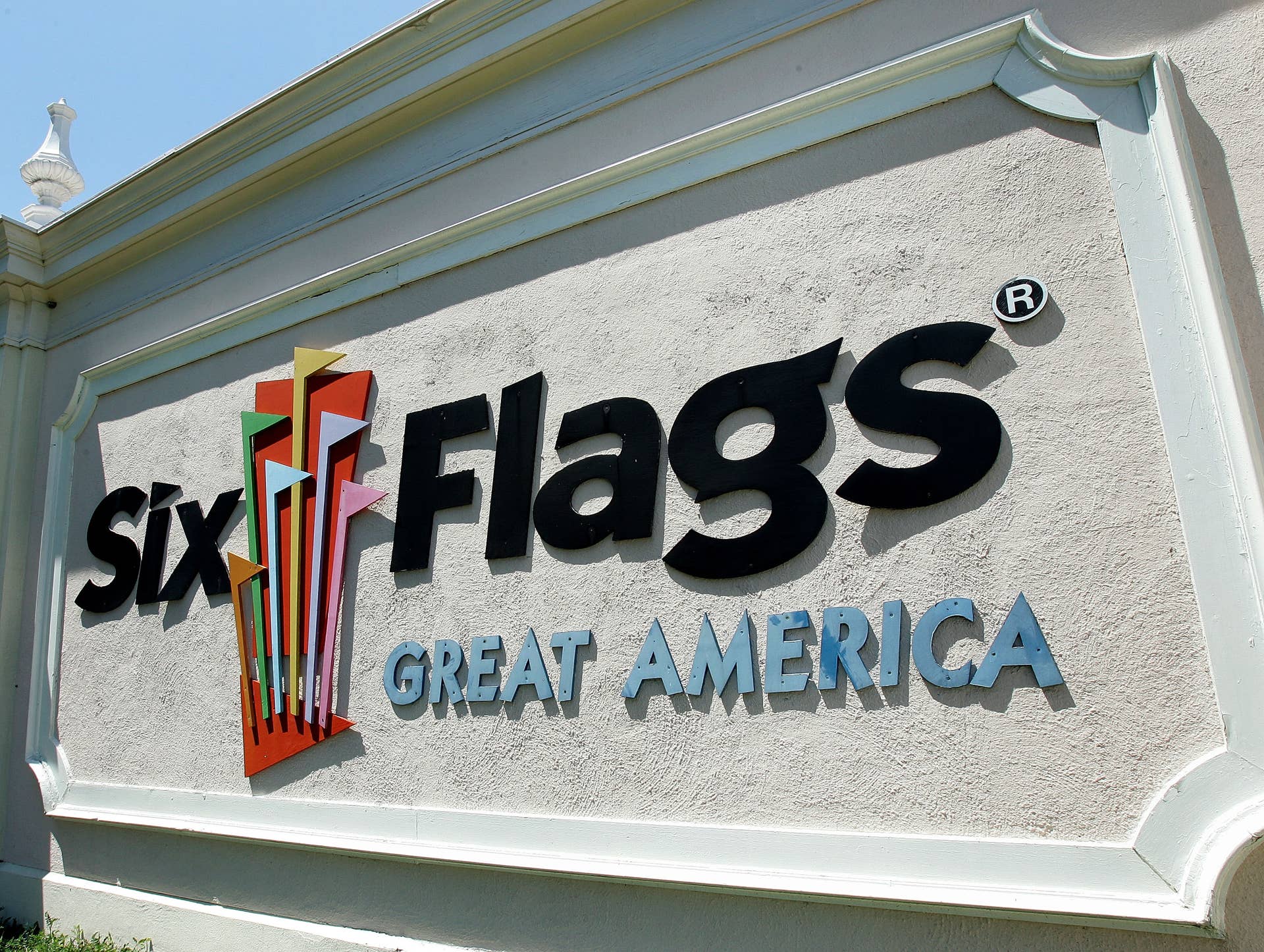 Six Flags Announces Major Nationwide Offer