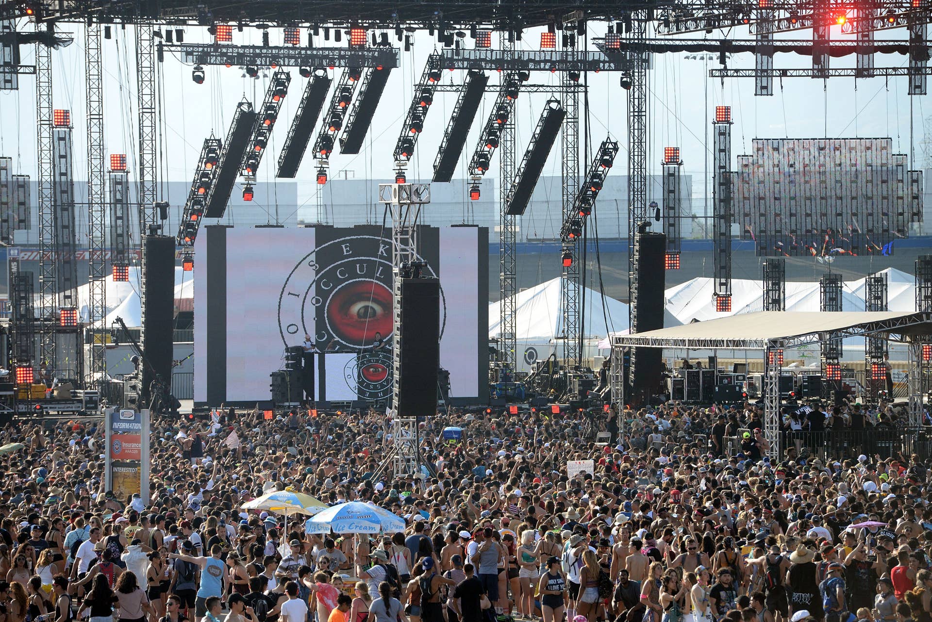 Mass Shooting at Los Angeles Hard Summer Afterparty Leaves 2 Dead, 6 ...