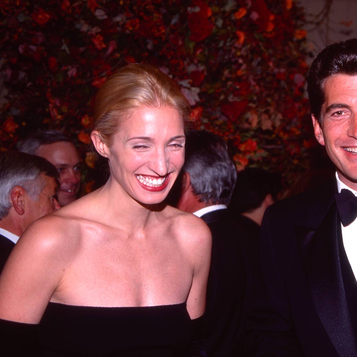 JFK Jr., Wife Carolyn Bessette Wedding Photos Released for the First Time