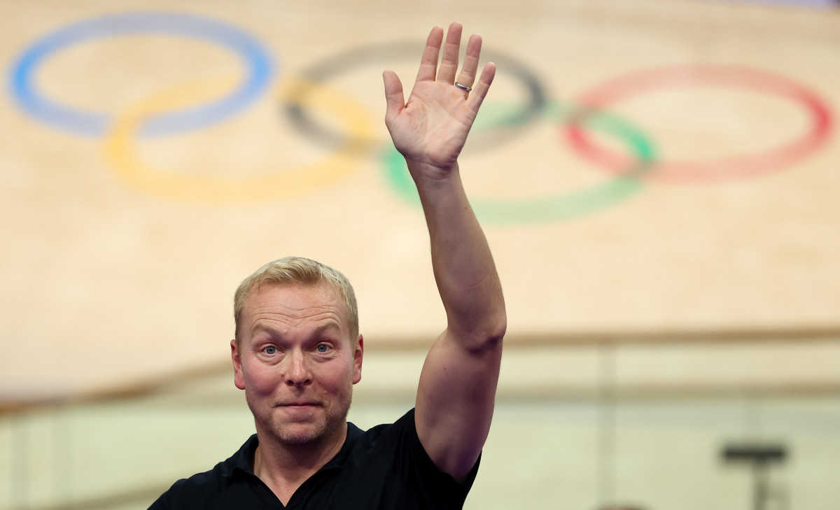 Olympic Gold Medal Cyclist Chris Hoy Reveals Terminal Cancer Diagnosis