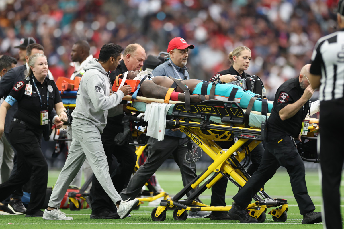 Miami Dolphins Share Update After Grant DuBose's Head Injury