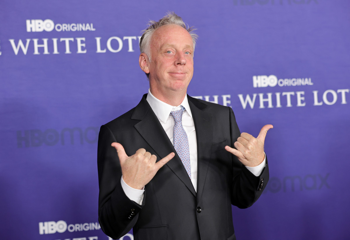 'White Lotus' Fans Disappointed in Season 3 Theme Song