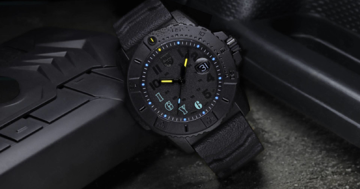 luminox-blackout-navy-seal-