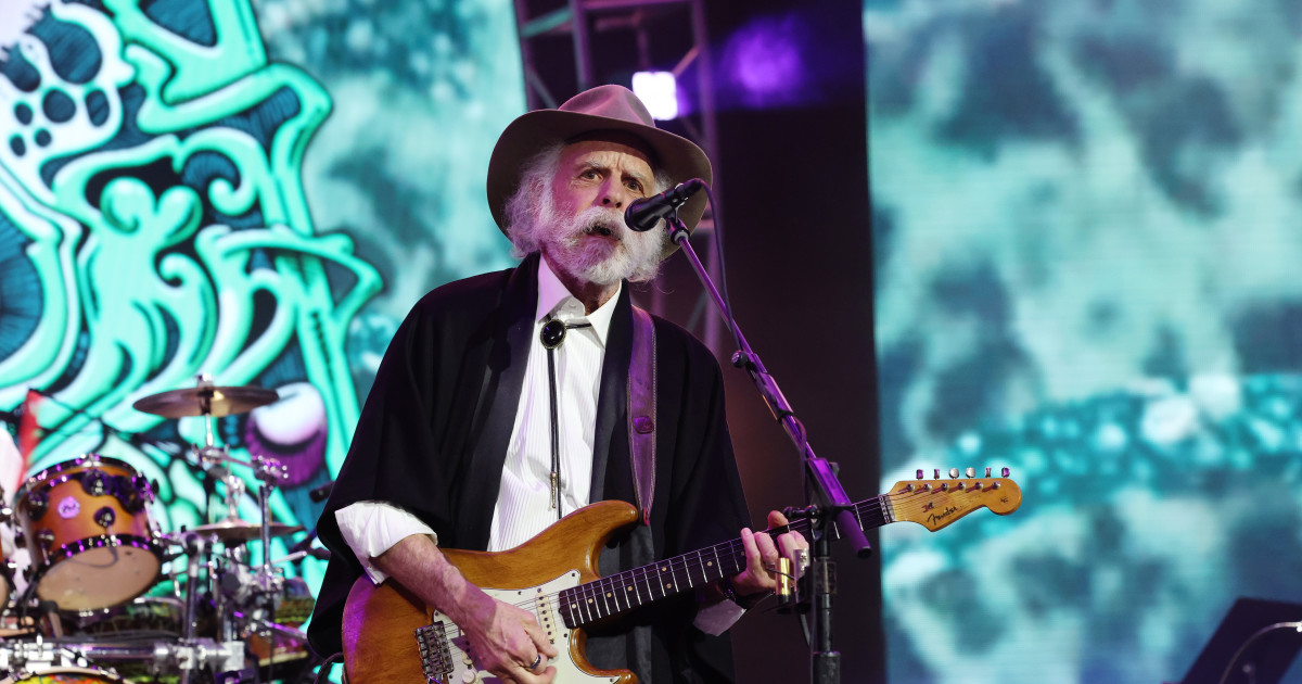 Bob Weir Cause of Death Announced After the 'Grateful Dead' Legend's  Passing - Men's Journal