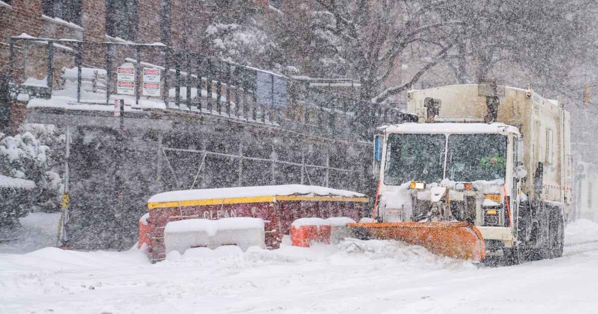 Emergency Blizzard Warnings in NYC: How Much Snow Has Fallen?