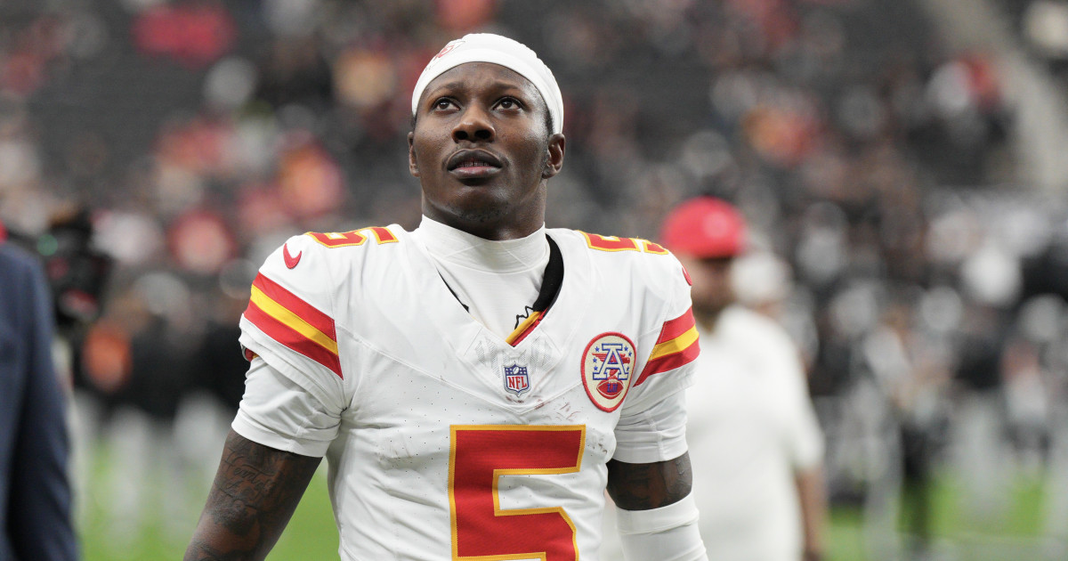 Chiefs Star Hollywood Brown Shares Rondale Moore Texts After Tragic Death - Men's Journal