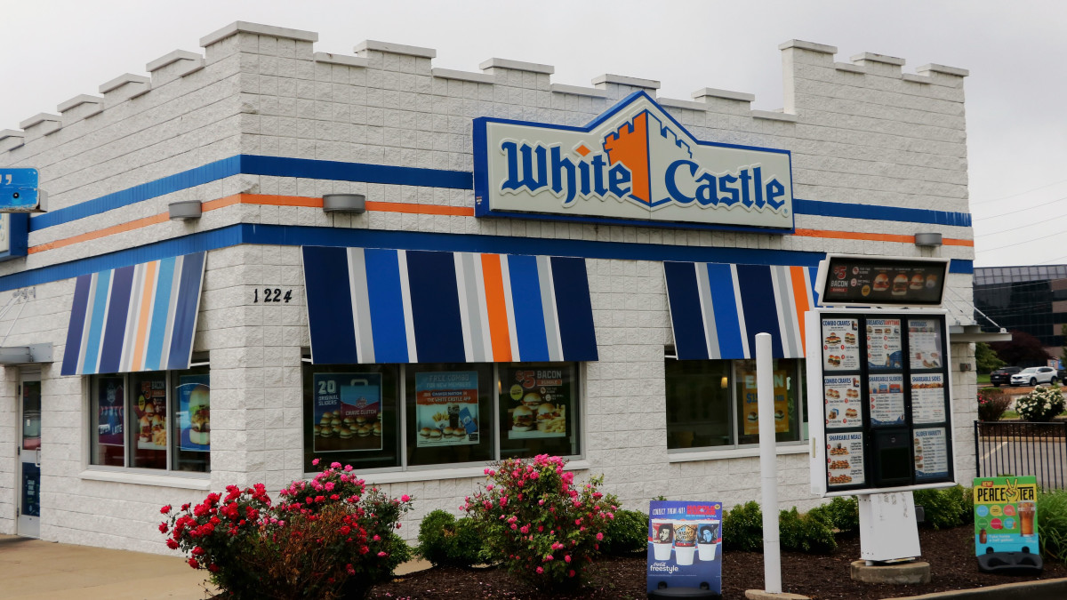 white-castle-restaurant-