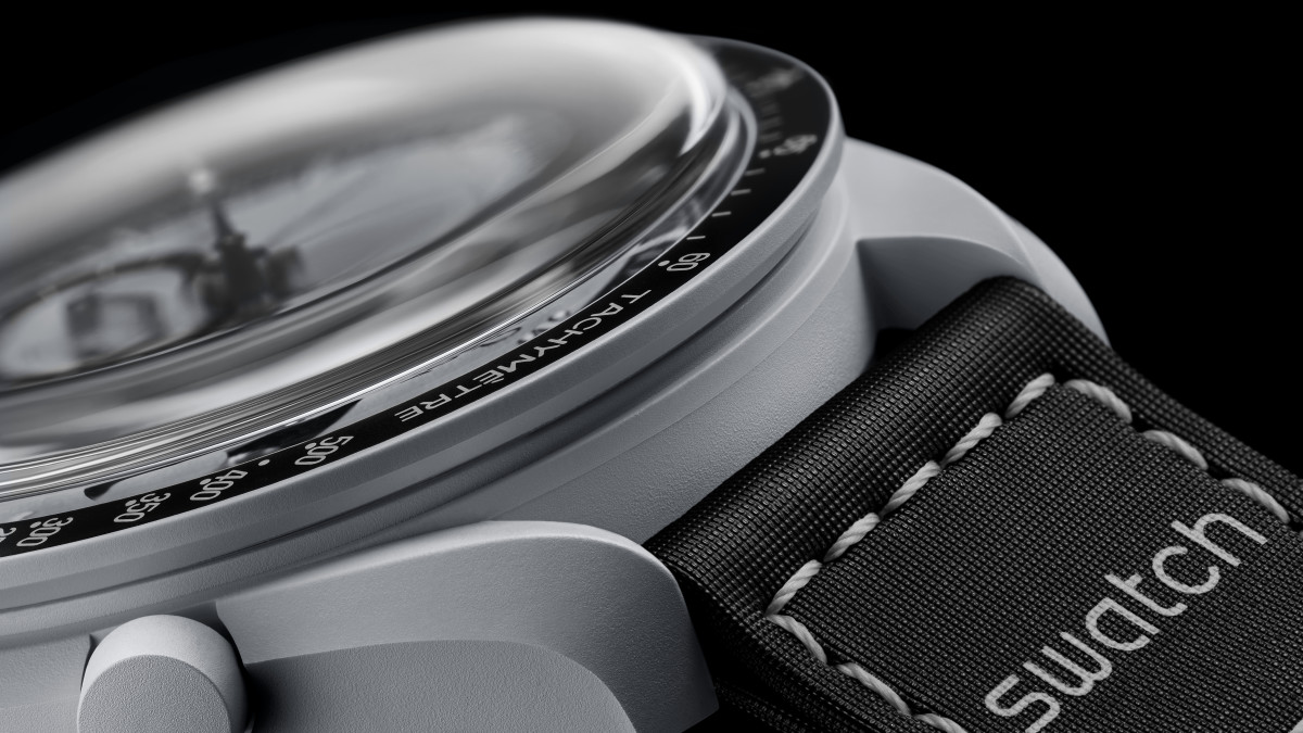 Omega x Swatch Mission to EarthPhase MoonSwatch Watch