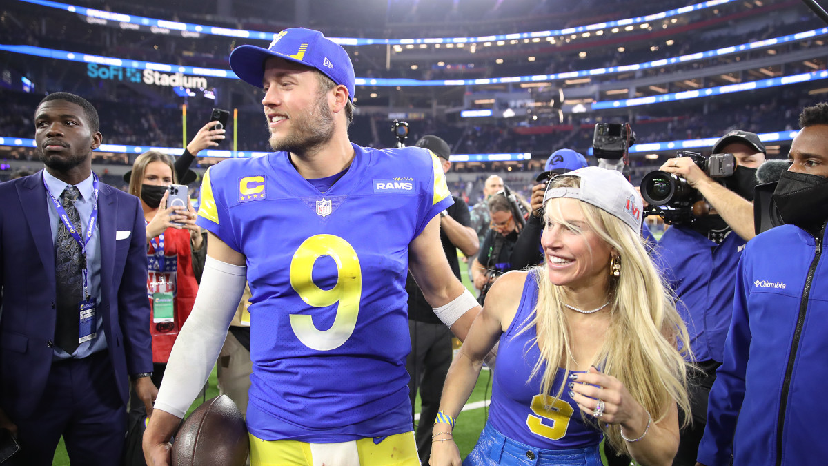 Matthew Stafford’s Wife Kelly Was Involved in a Taylor Swift Controversy