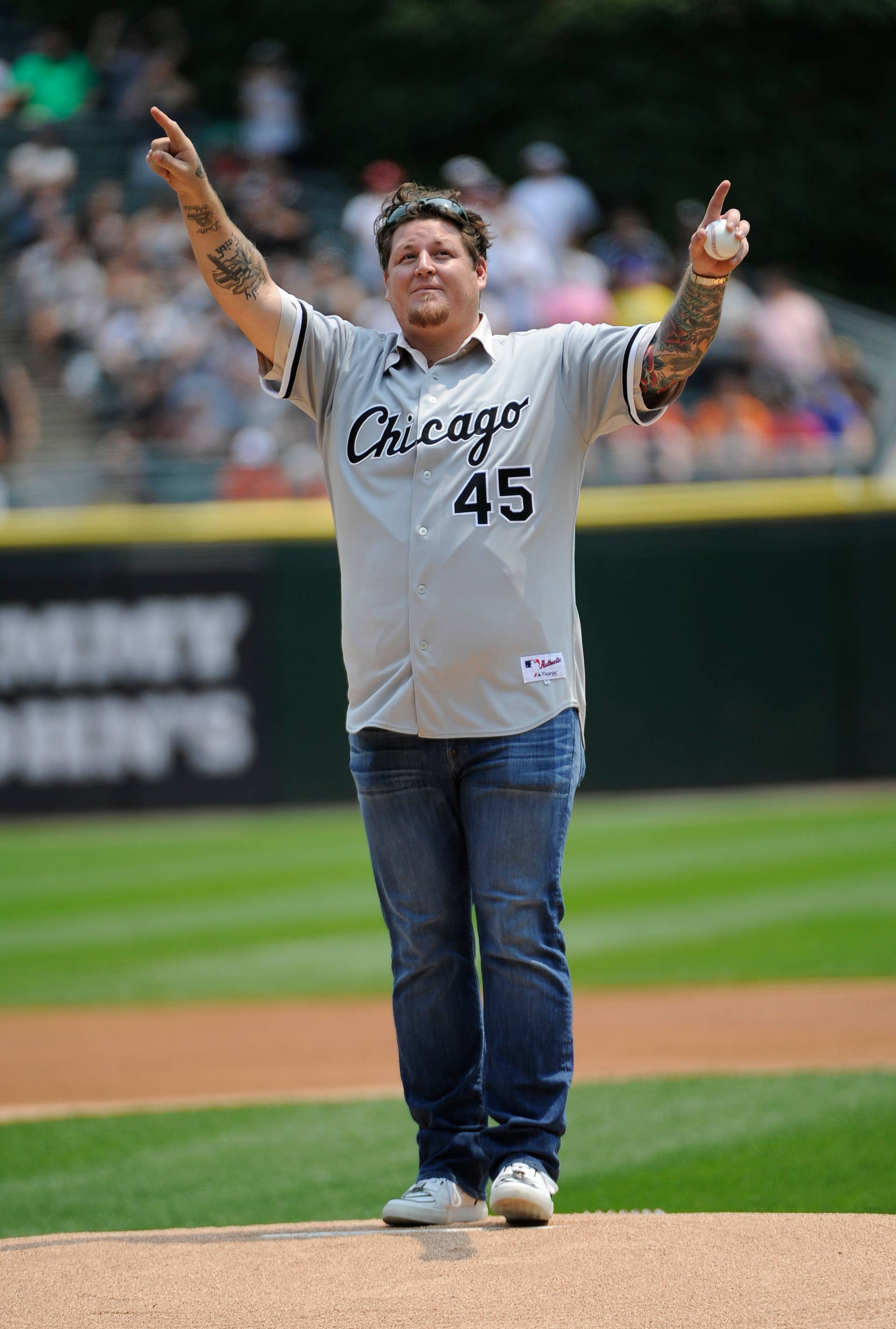 Maillot de baseball gris dédicacé par Bobby Jenks avec