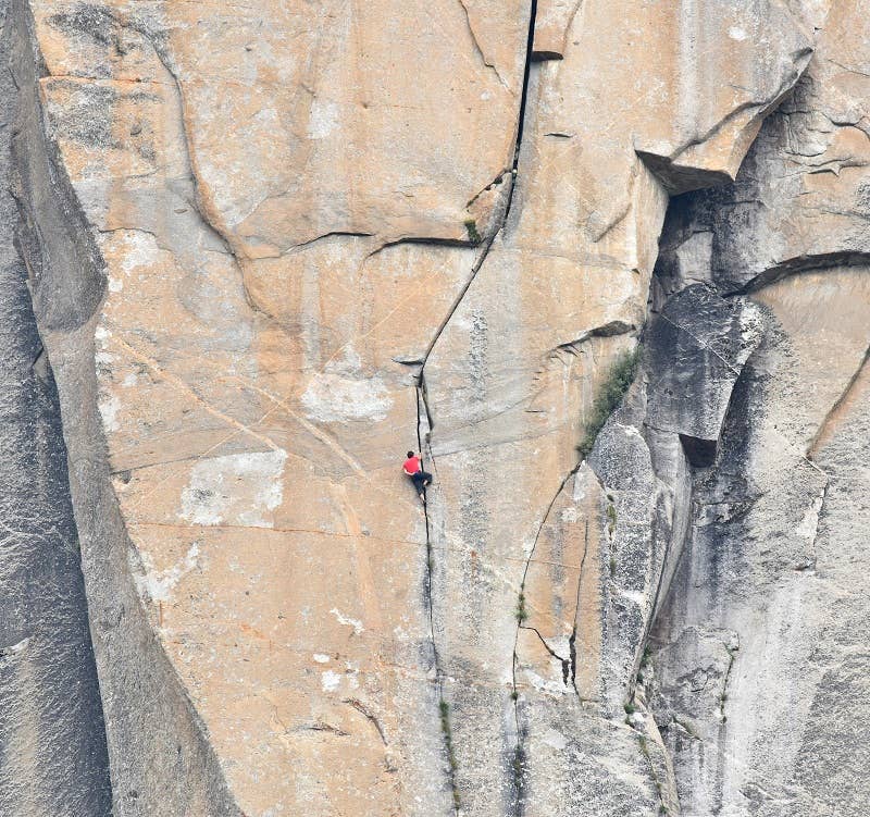 Alex Honnold Reflects on His Free-Solo Ascent of El Capitan - Men's Journal