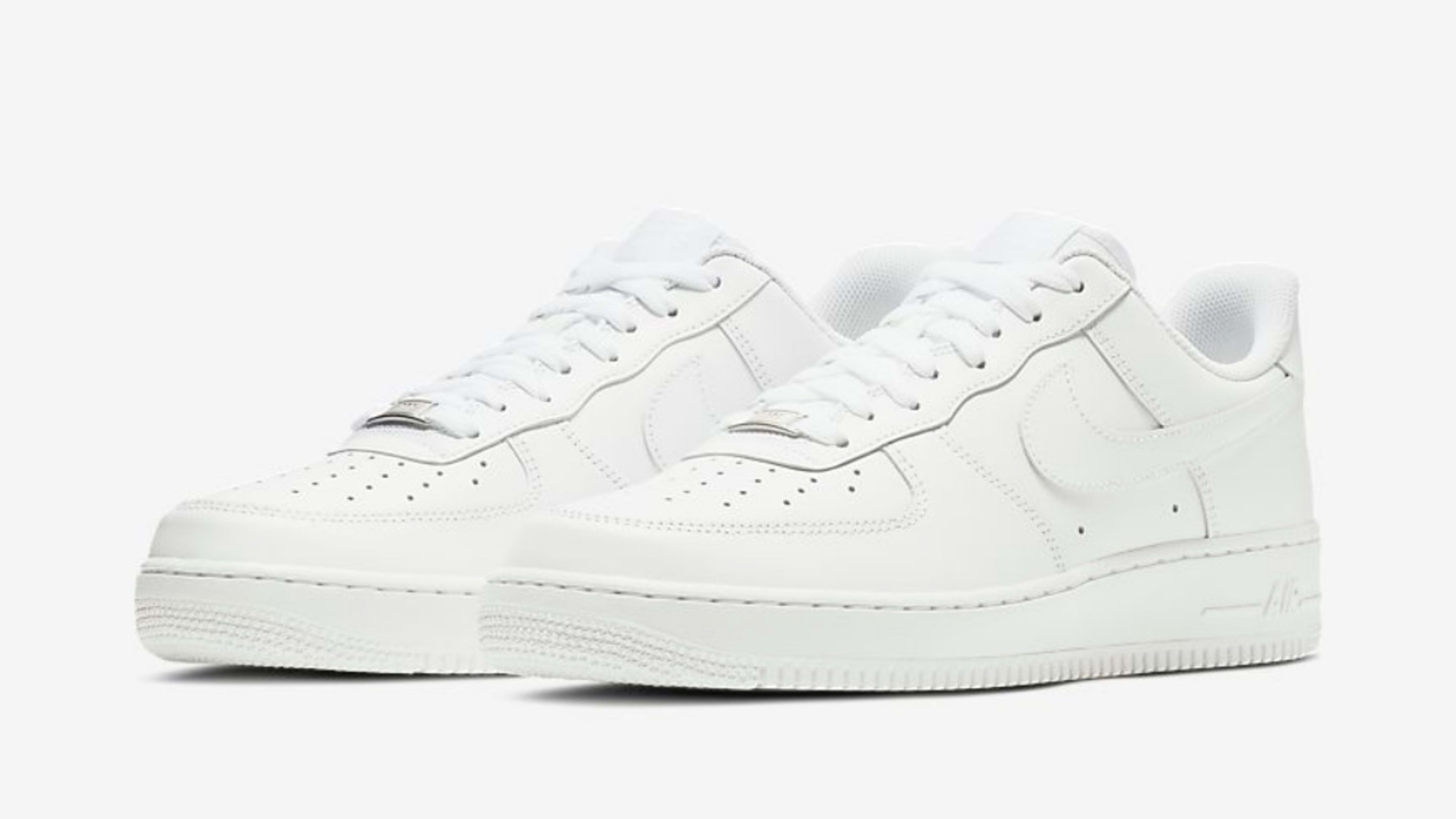 cost of nike sneakers