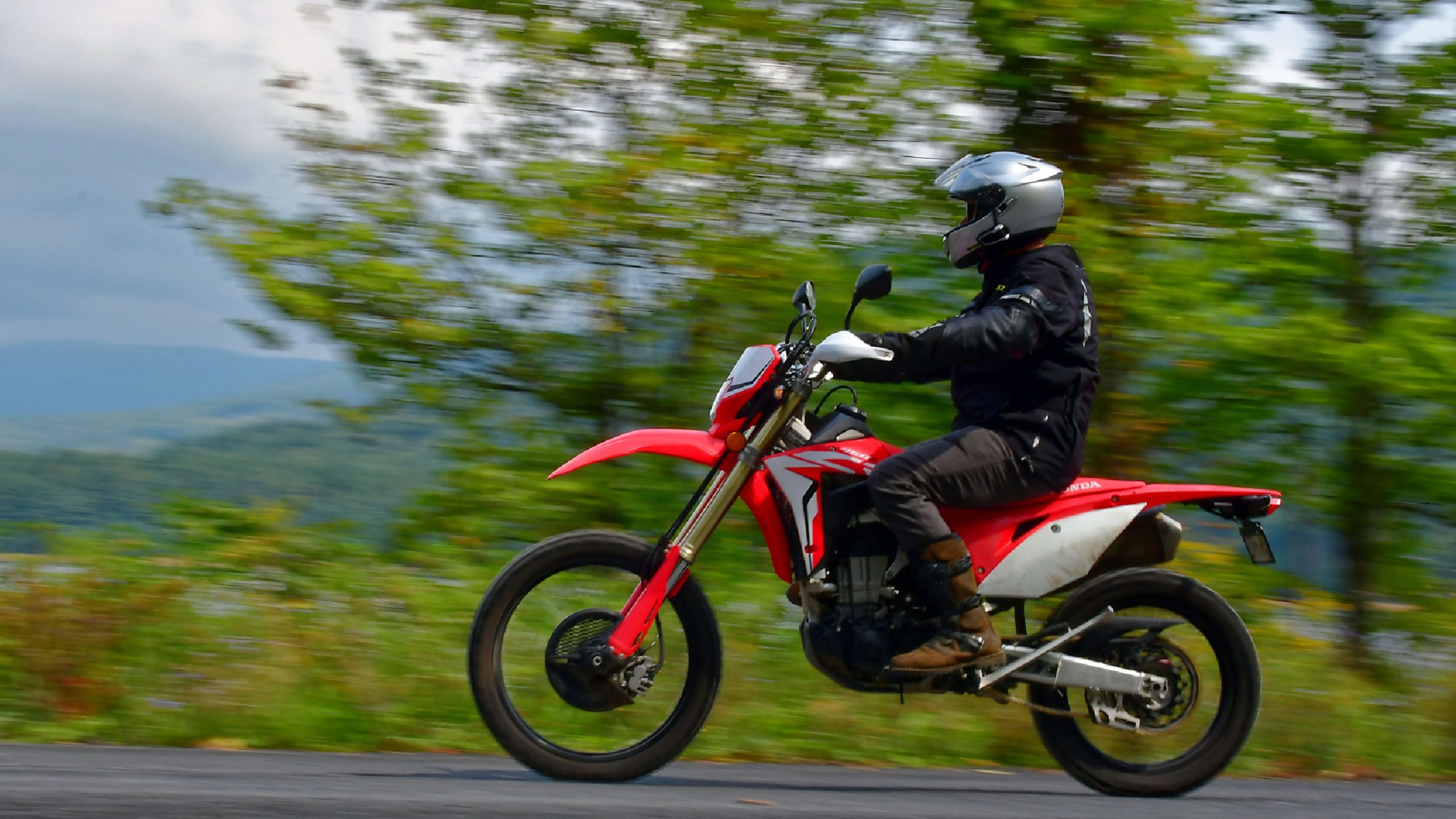 Frequently Asked Questions of Are dirt bikes street legal?