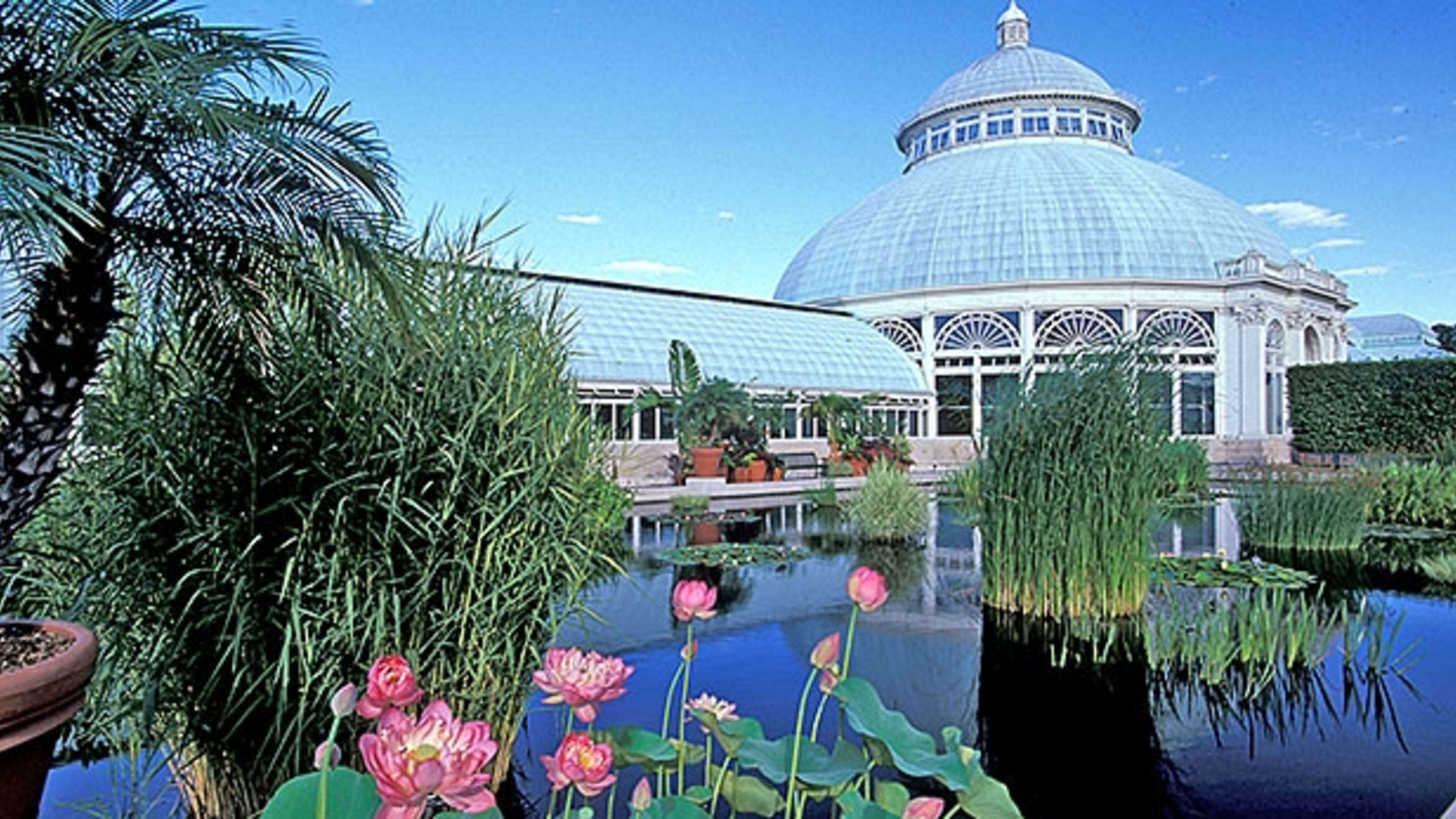10 Must-See Botanical Gardens Around the World - Men's Journal