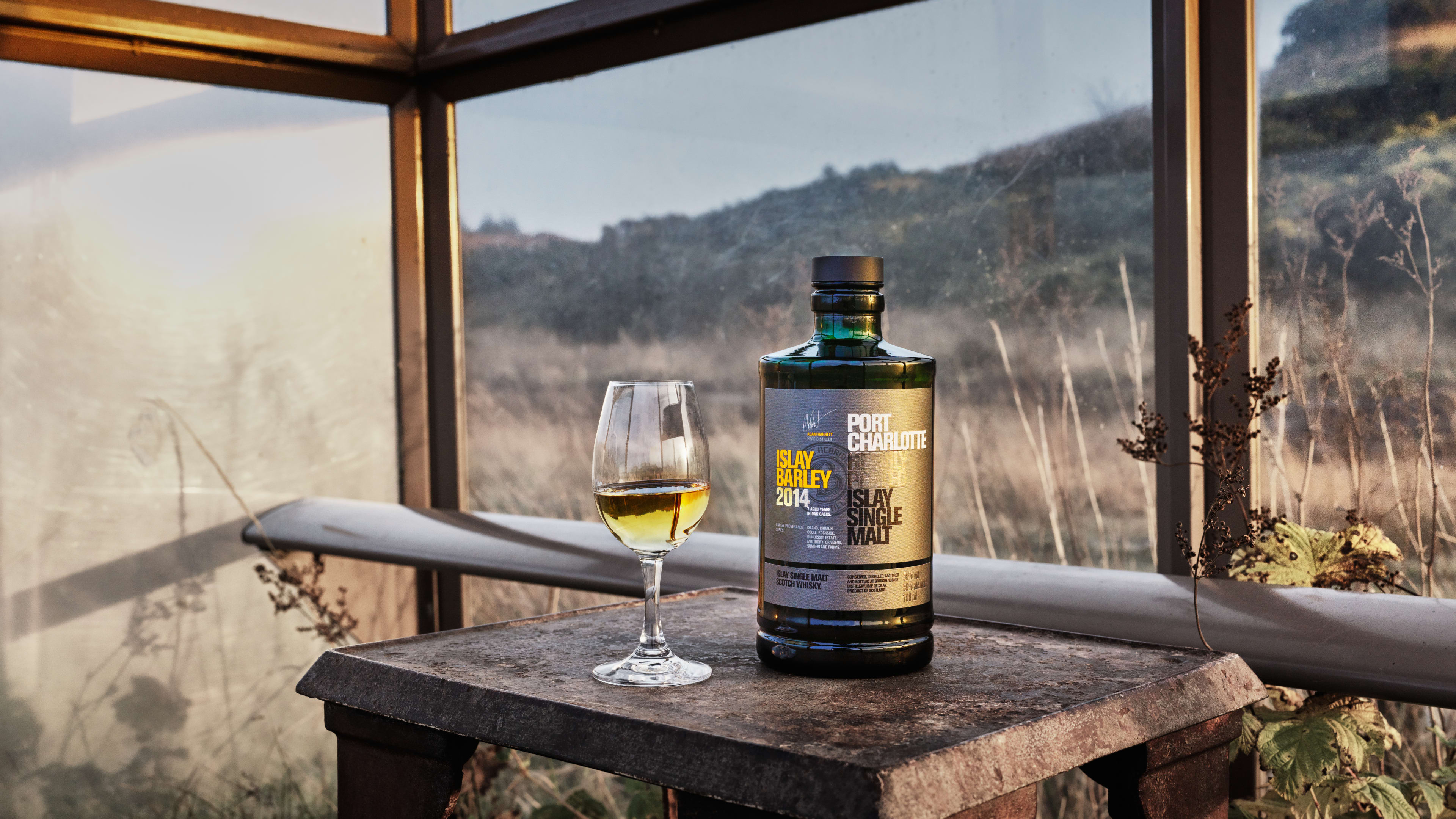 Bruichladdich Port Charlotte Islay Barley 2014: Peated Perfection