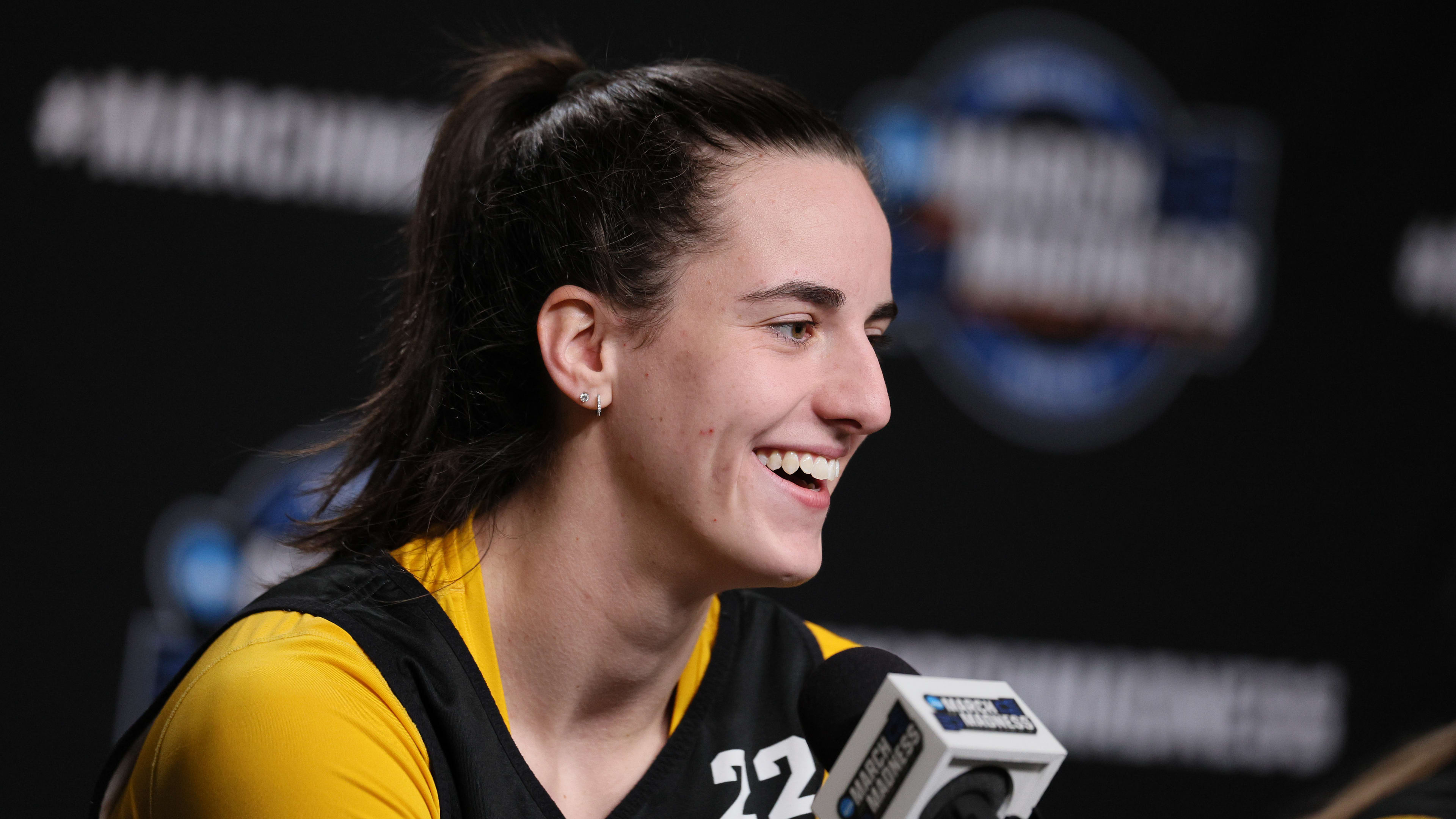 Caitlin Clark Responds to Ice Cube's Big3 Offer, Shares Timeline for  Decision - Men's Journal