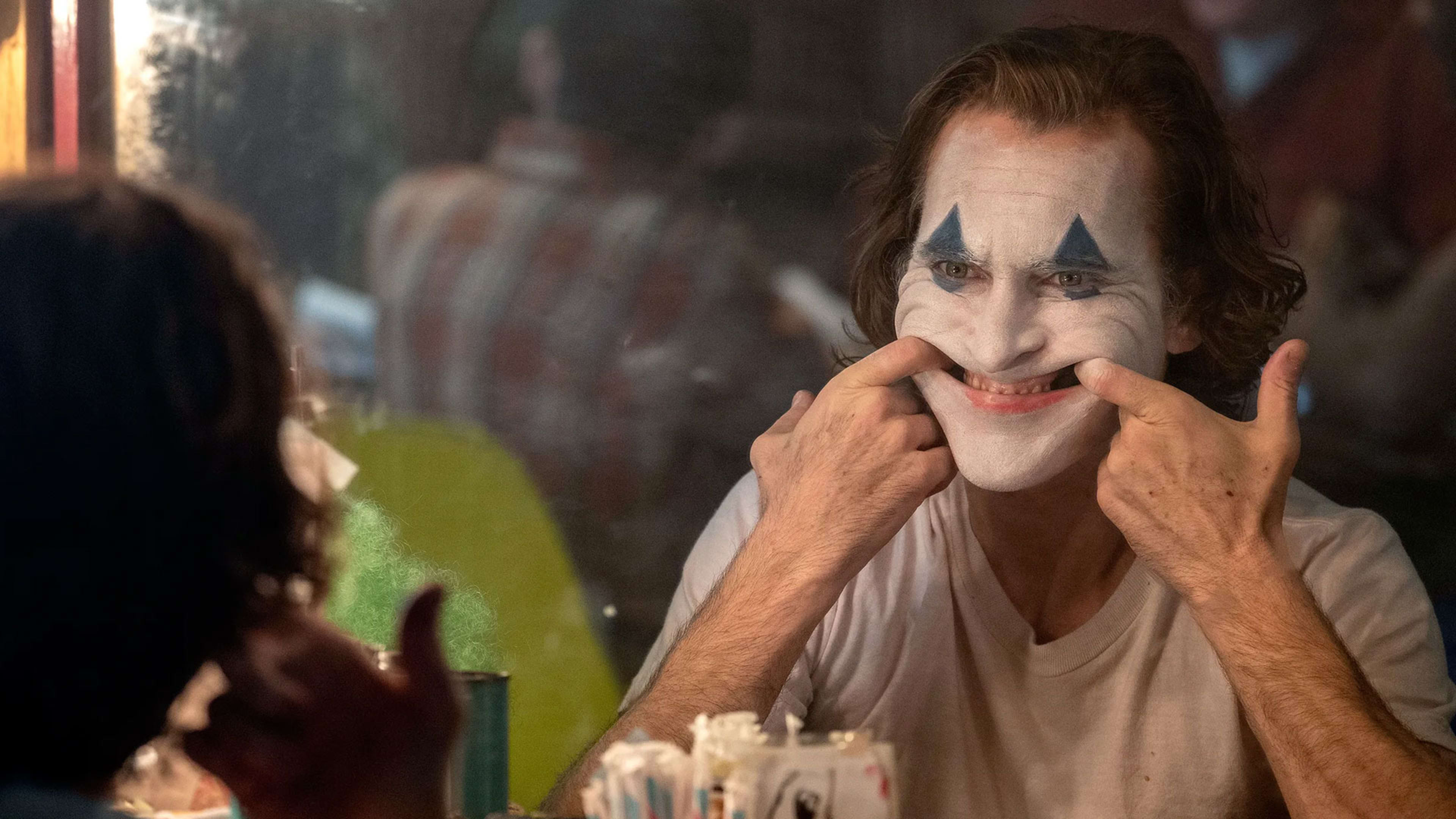 Batman and Joker represent balance of life, image size:3840x2160