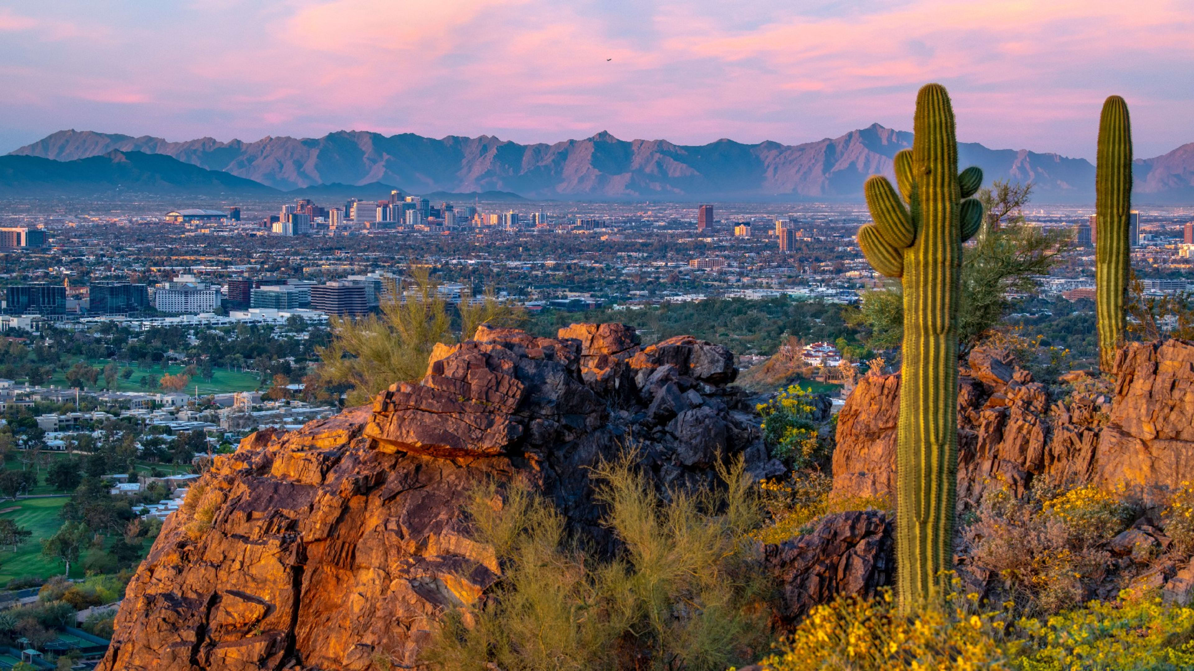 The Perfect 3-Day Weekend in Phoenix: Desert Hikes, Golf Heaven, and Tequila Sunrises - Men's Journal