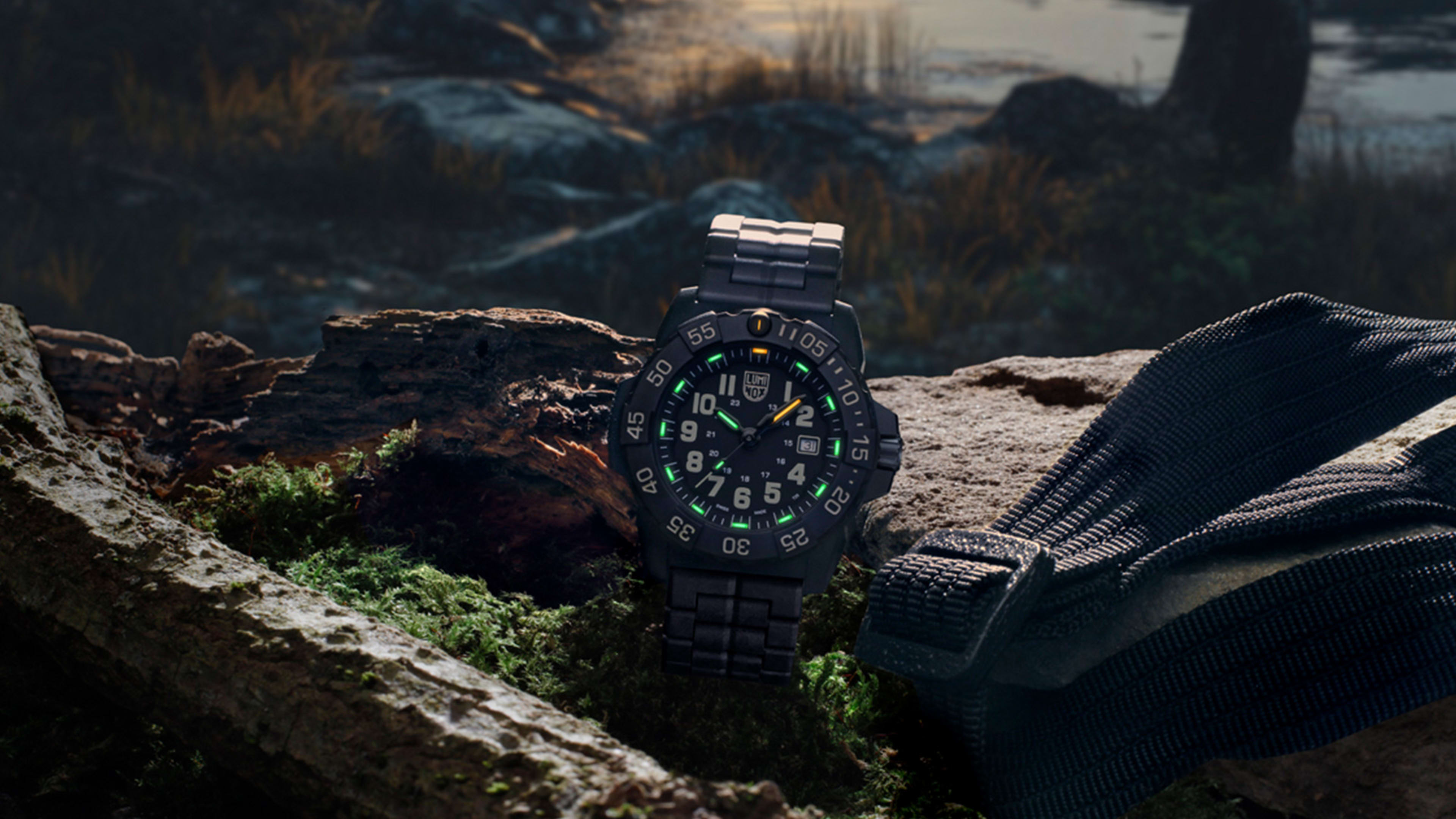 New Luminox Navy SEAL 3500 Dive Watch - Men's Journal