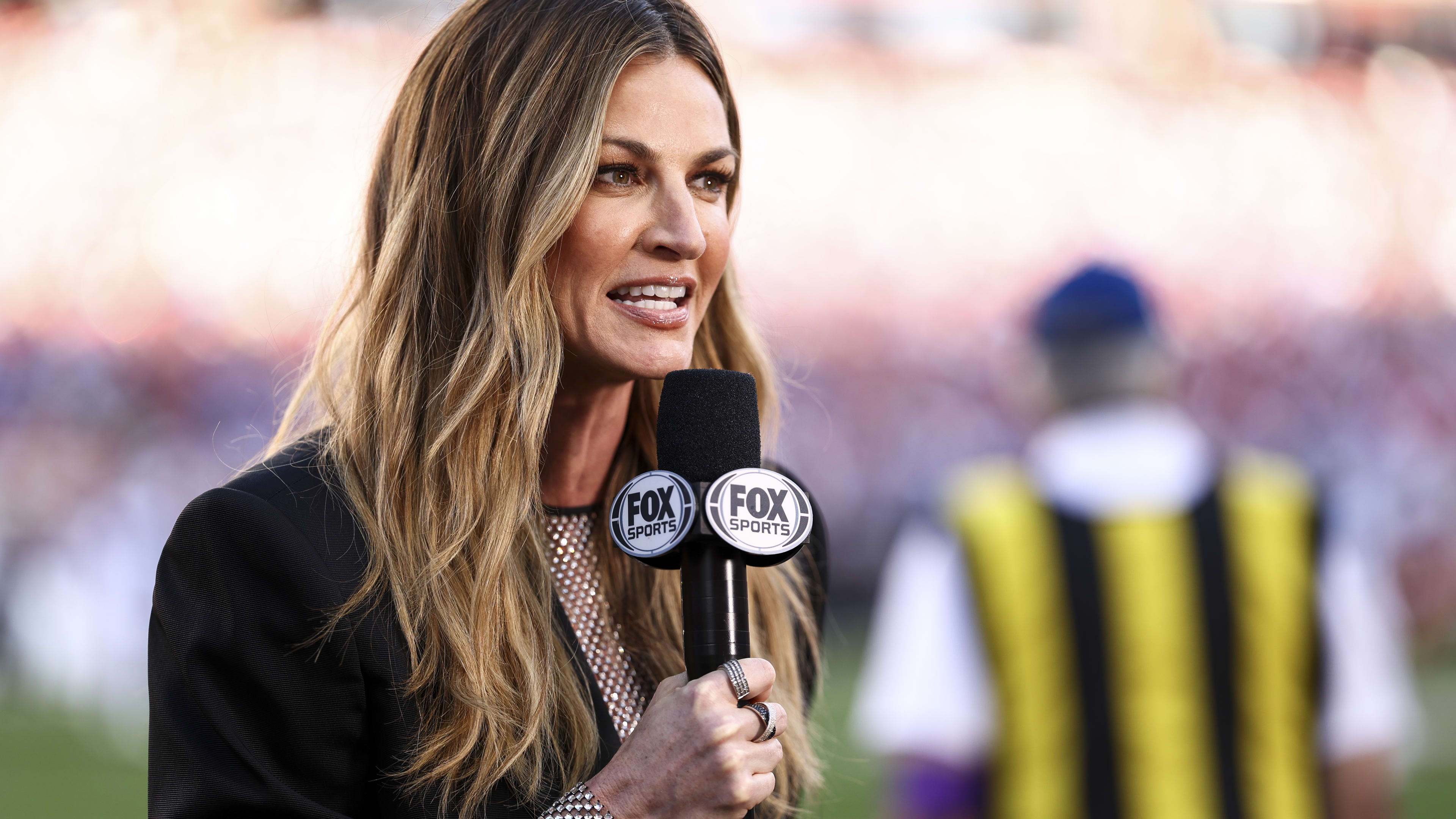 NFL Sideline Reporter Erin Andrews Taking Up A New Sport - Men's Journal