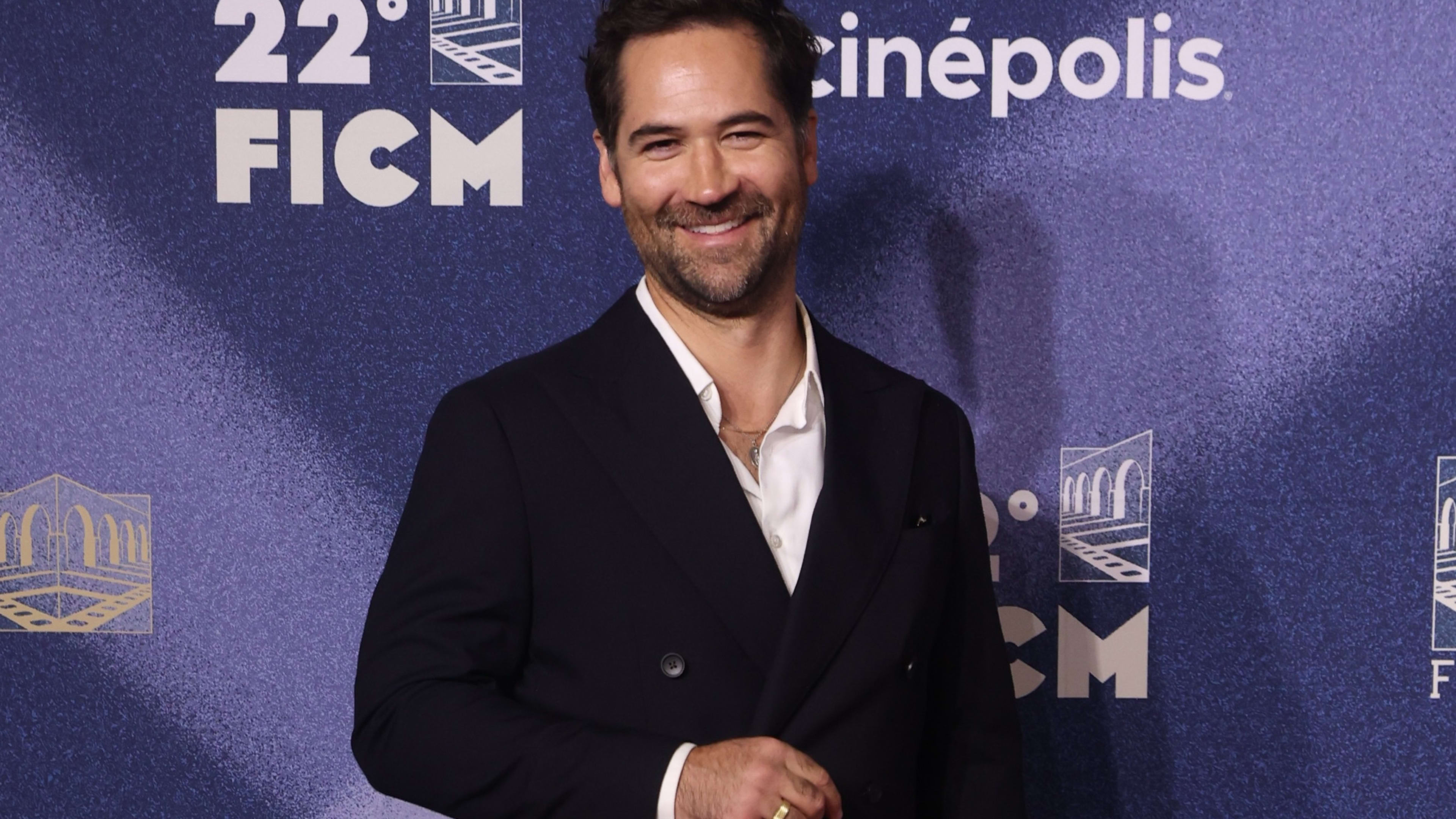MORELIA, MEXICO - OCTOBER 19: Manuel García-Rulfo poses for a photo during Pedro Paramo Red Carpet, at Mariano Matamoros theater on October 19, 2024 in Morelia, Mexico. (Photo by Medios y Media/Getty Images) 