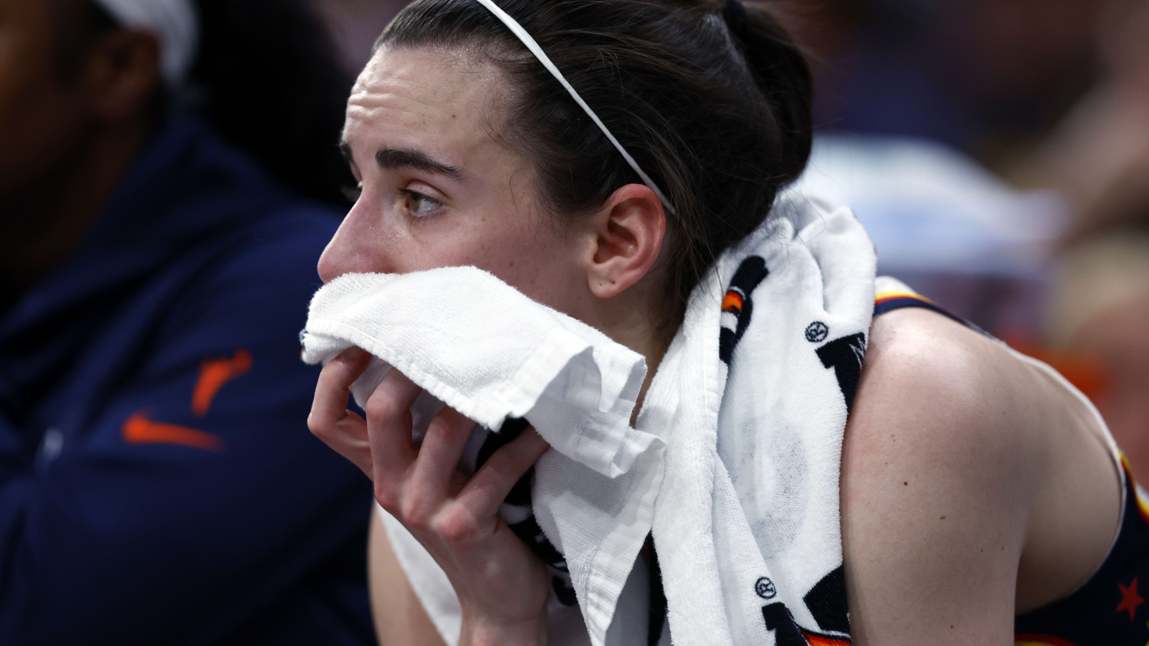 Caitlin Clark Visibly Emotional After Leaving Game With Another Injury -  Men's Journal