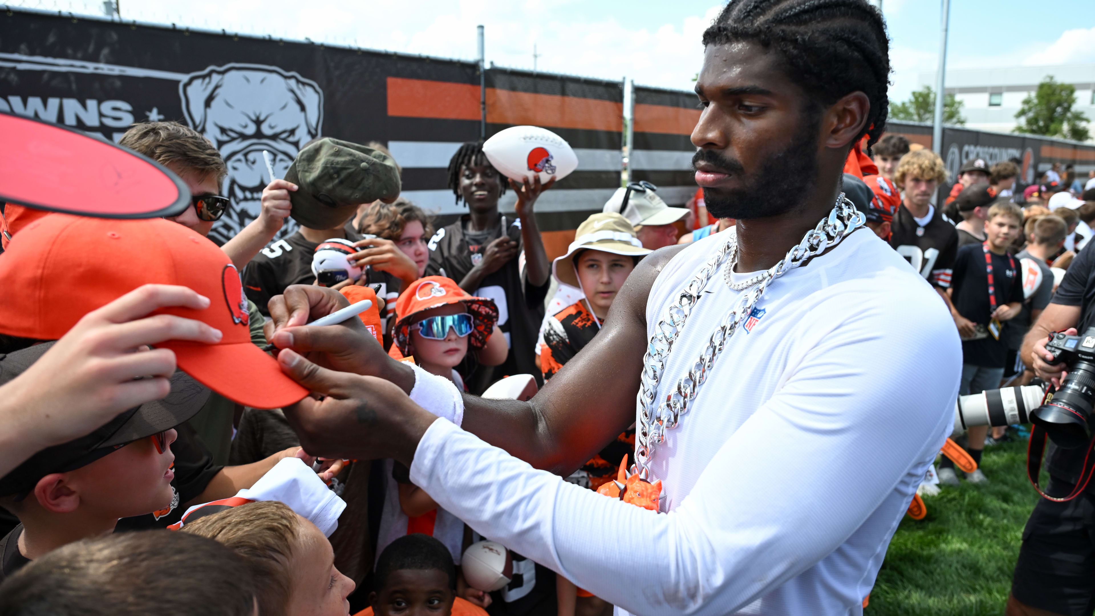 Shedeur Sanders Shares Message for Browns Fans Before Cut Day - Men's  Journal