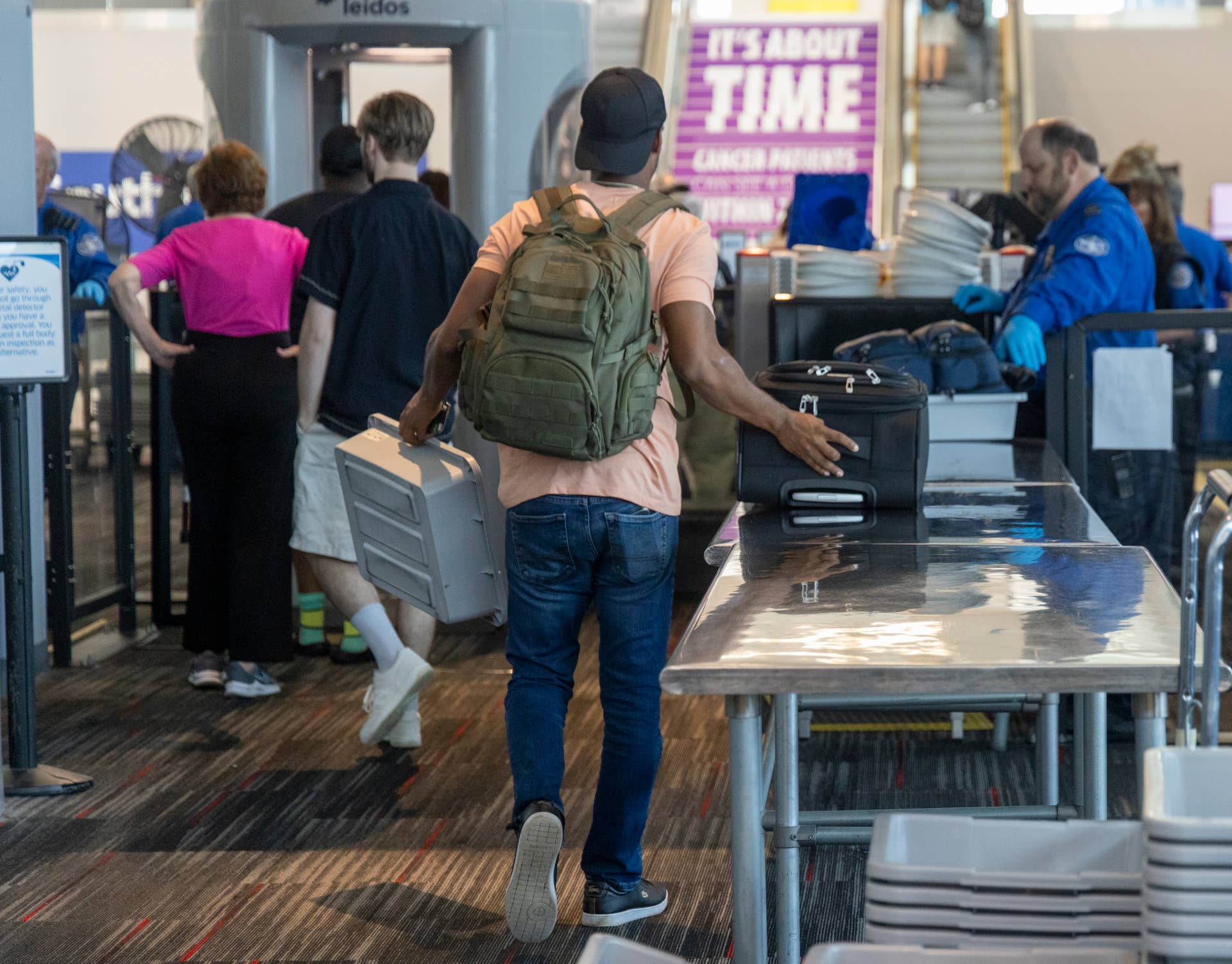 TSA Is Now Letting Millions of People Fly With Only a 'Mobile ID' - Men