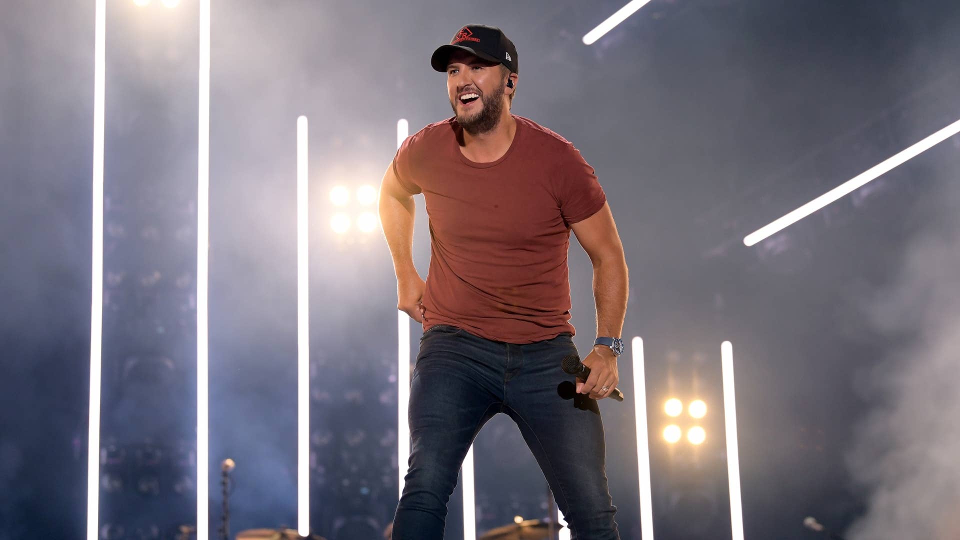 what's luke bryan's net worth
