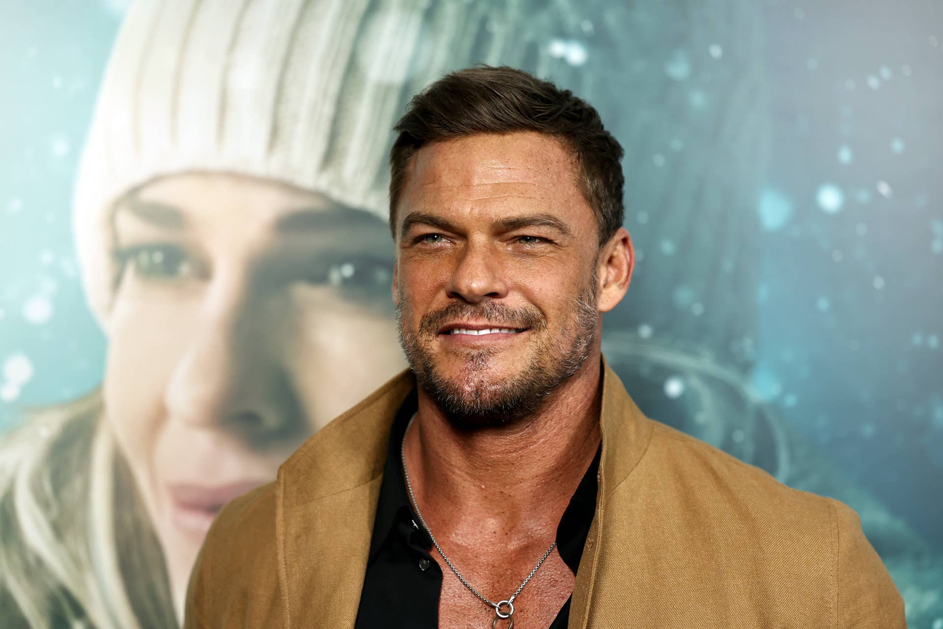 Alan Ritchson C Alan Ritchson Stars in First Dialogue-Free Footage of 'Motor City ...
