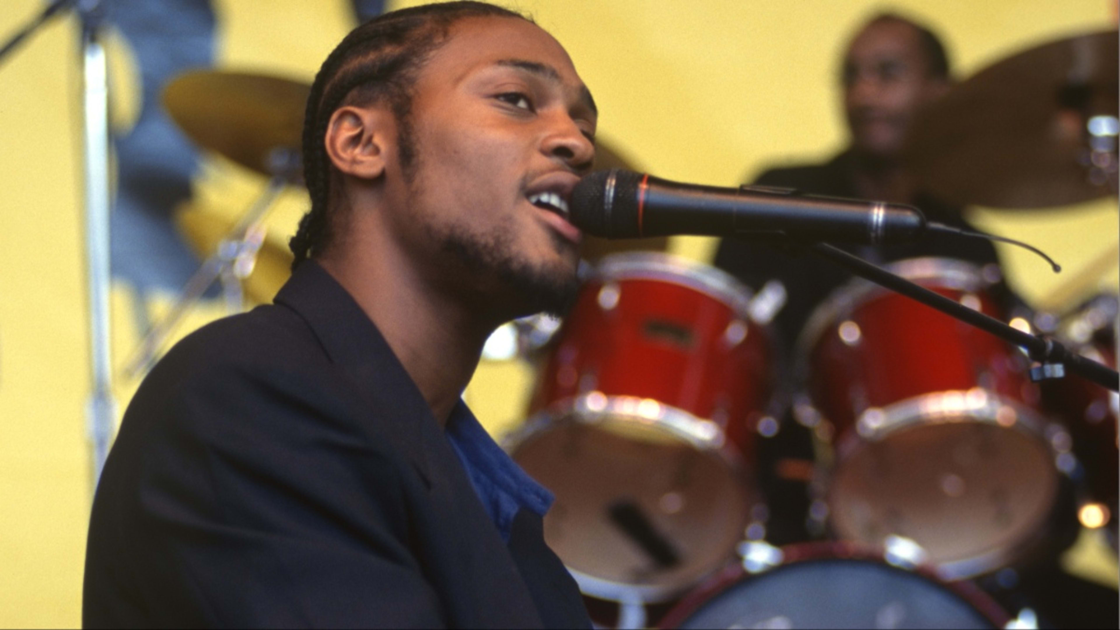 D'Angelo's Cause of Death: How Did the R&B Legend Die? - Men's Journal