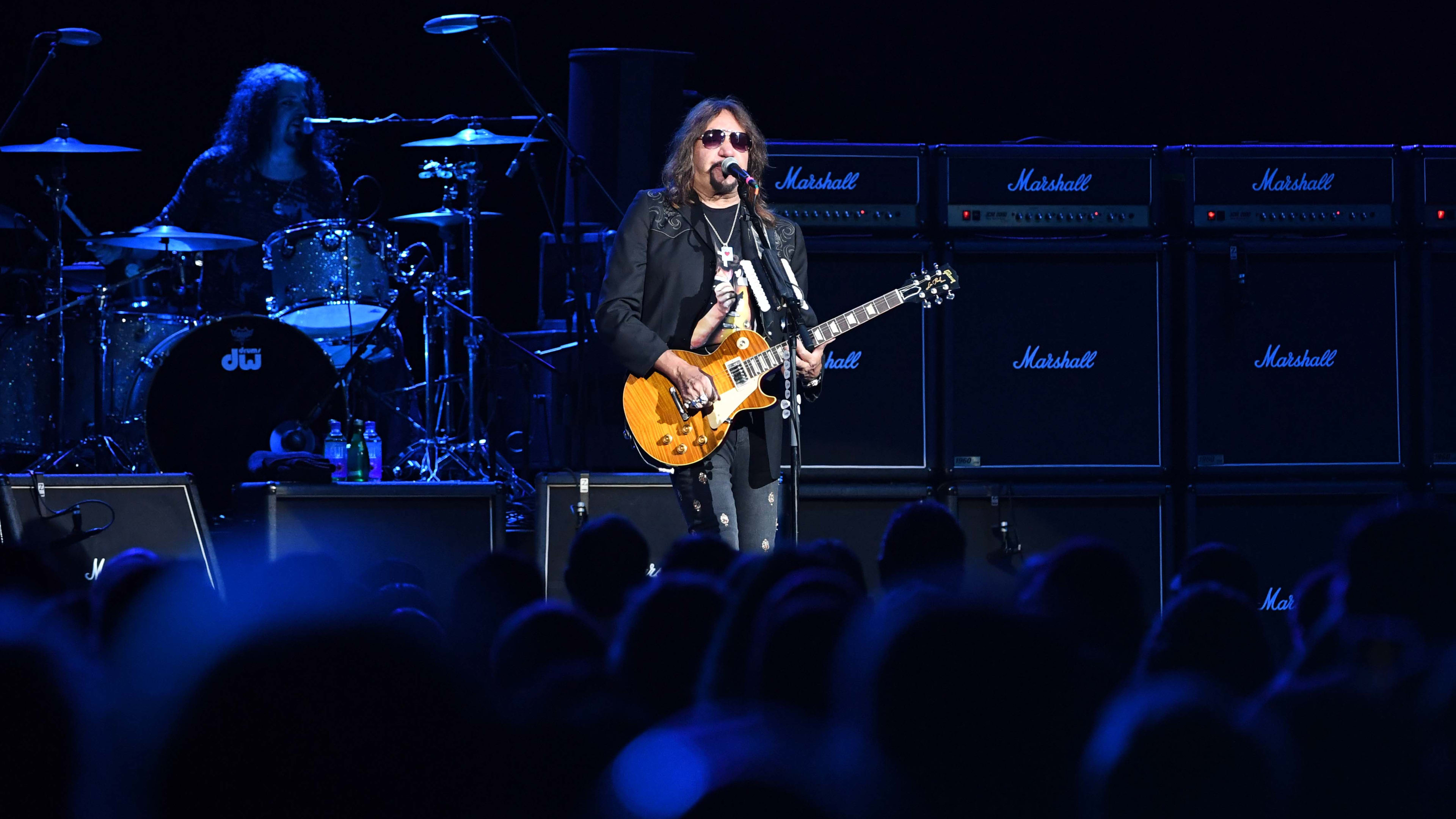 Legendary Guitarist Ace Frehley Reportedly on Life Support - Men's Journal