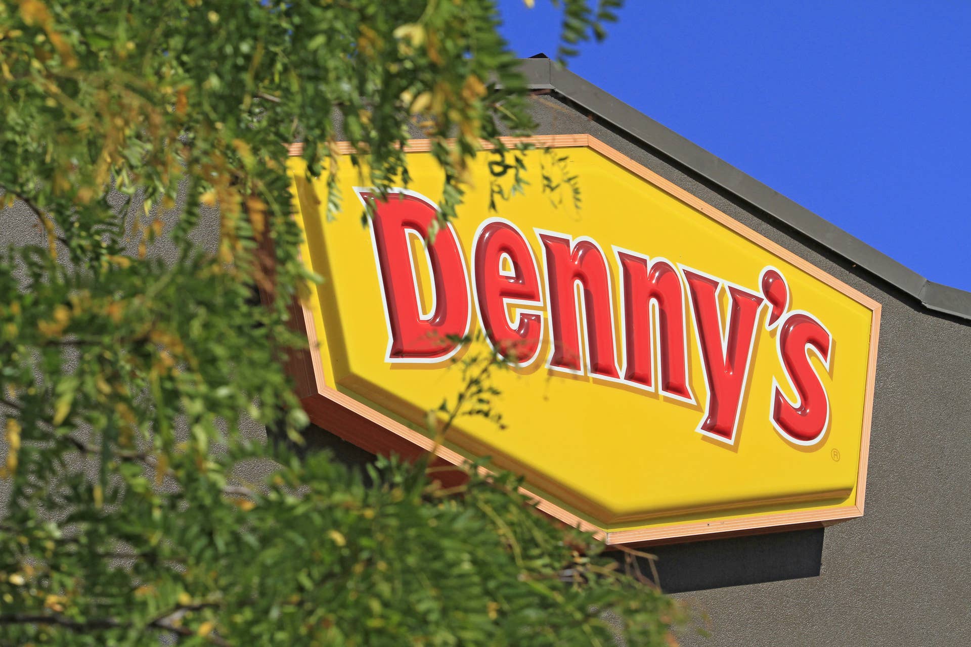 Denny’s Closing 150 U.S. Restaurants by Year’s End: What It Means for ...