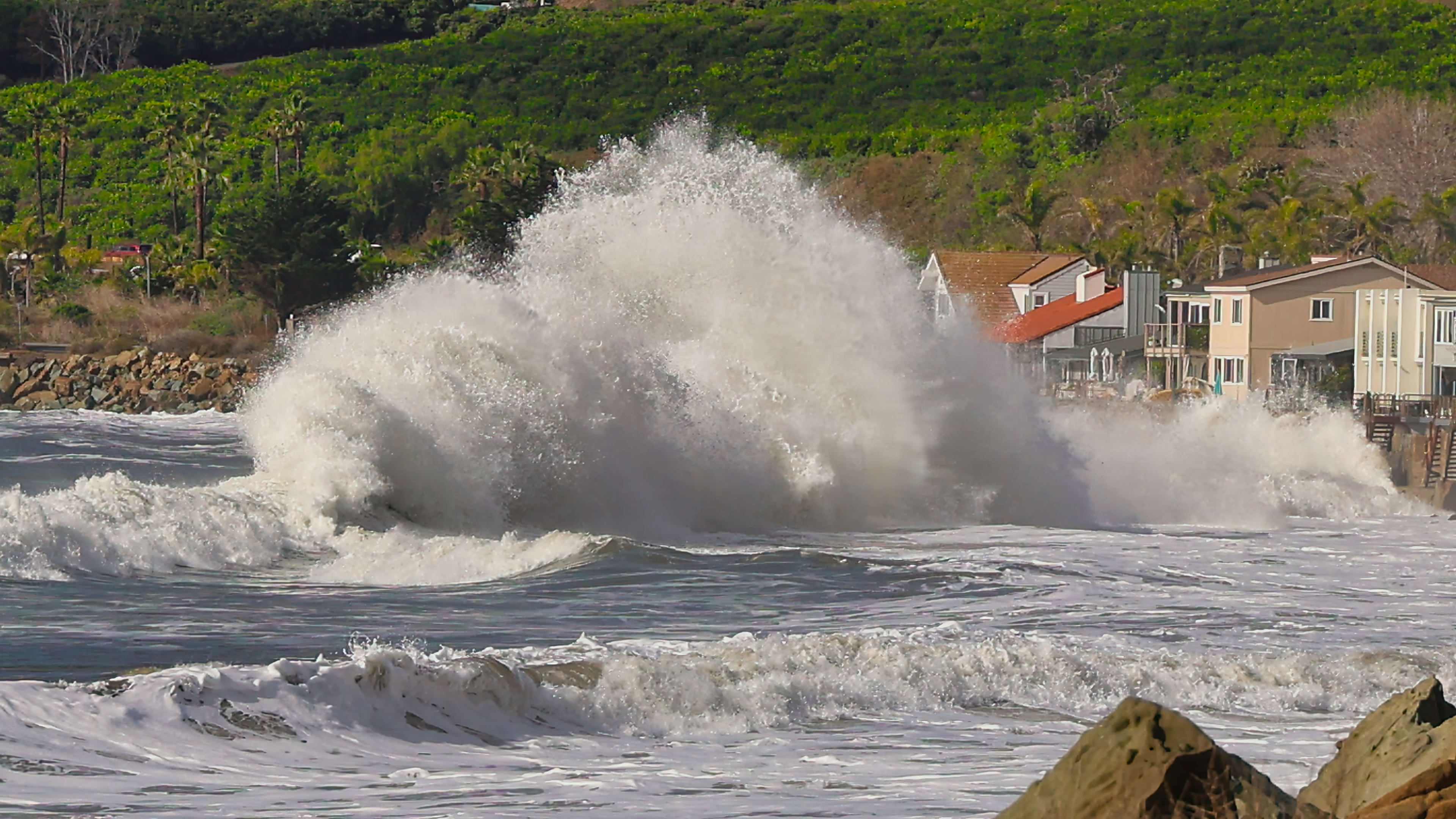 Winter Storm Warning: Flooding, 'Dangerous Rip Tides' Anticipated This Week  - Men's Journal, image size:3840x2160